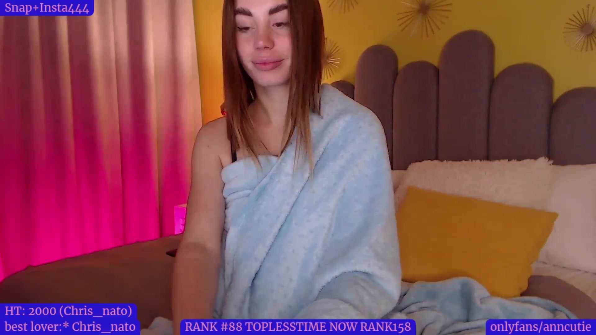 Gallery image thumbnail from AnnCutie's myfreecams stream on, 11/18/2022, 19:28 image 17 of 20
