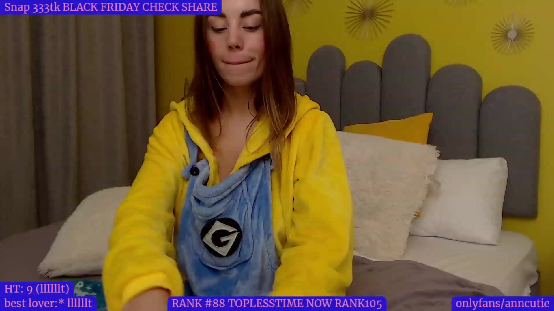 Gallery image thumbnail from AnnCutie's myfreecams stream on, 11/25/2022, 15:27 image 7 of 20