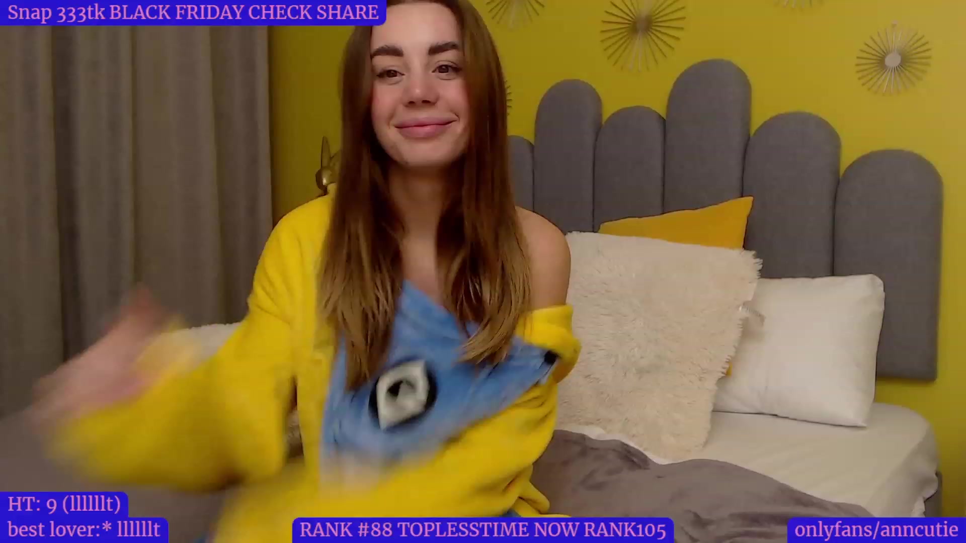 Gallery image thumbnail from AnnCutie's myfreecams stream on, 11/25/2022, 15:27 image 16 of 20
