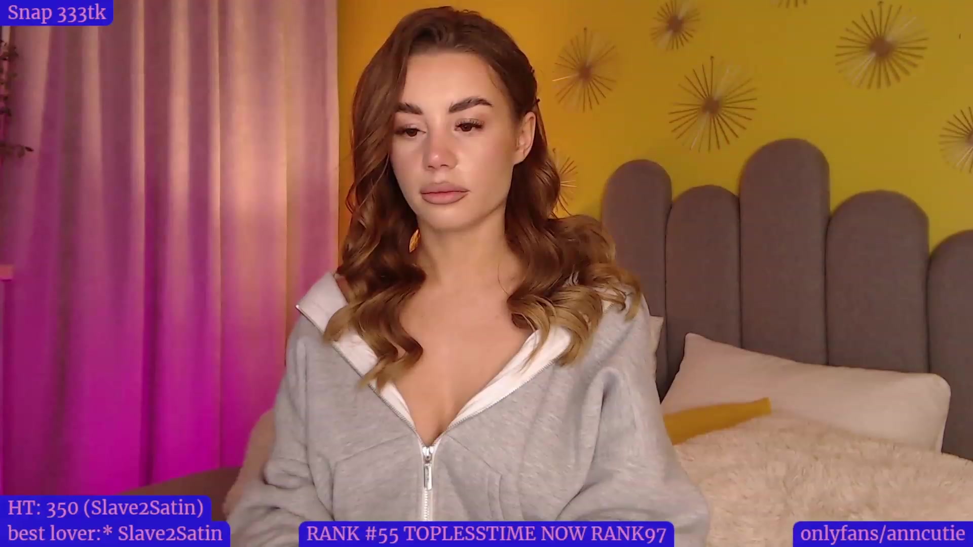 Gallery image thumbnail from AnnCutie's myfreecams stream on, 11/27/2022, 23:28 image 14 of 20