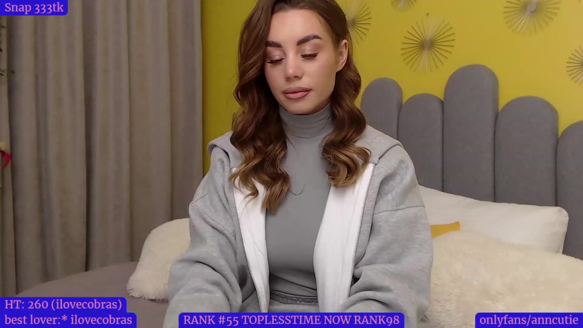 Gallery image thumbnail from AnnCutie's myfreecams stream on, 11/27/2022, 23:28 image 2 of 20