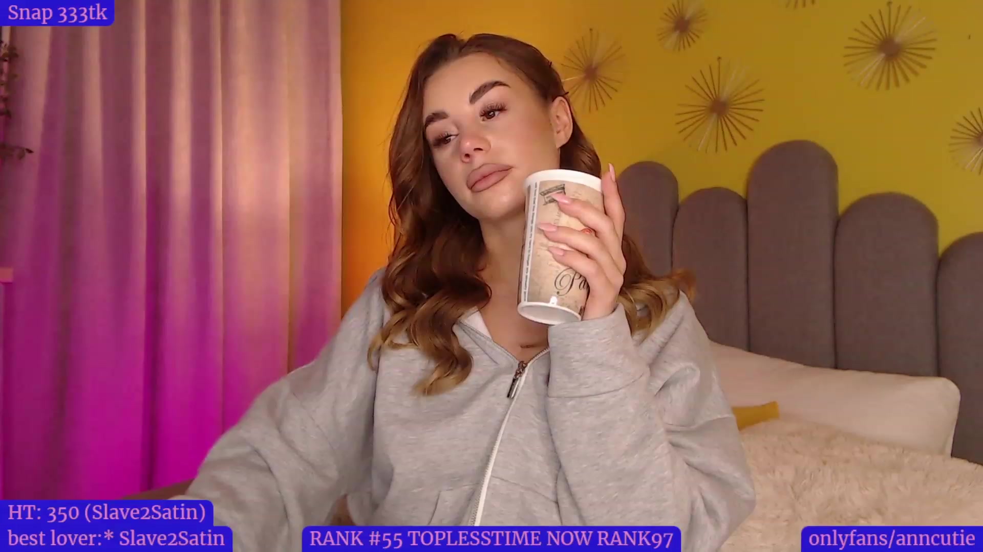 Gallery image thumbnail from AnnCutie's myfreecams stream on, 11/27/2022, 23:28 image 12 of 20