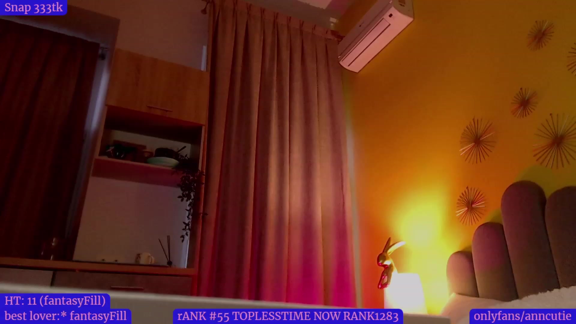 Gallery image thumbnail from AnnCutie's myfreecams stream on, 12/01/2022, 14:08 image 15 of 20