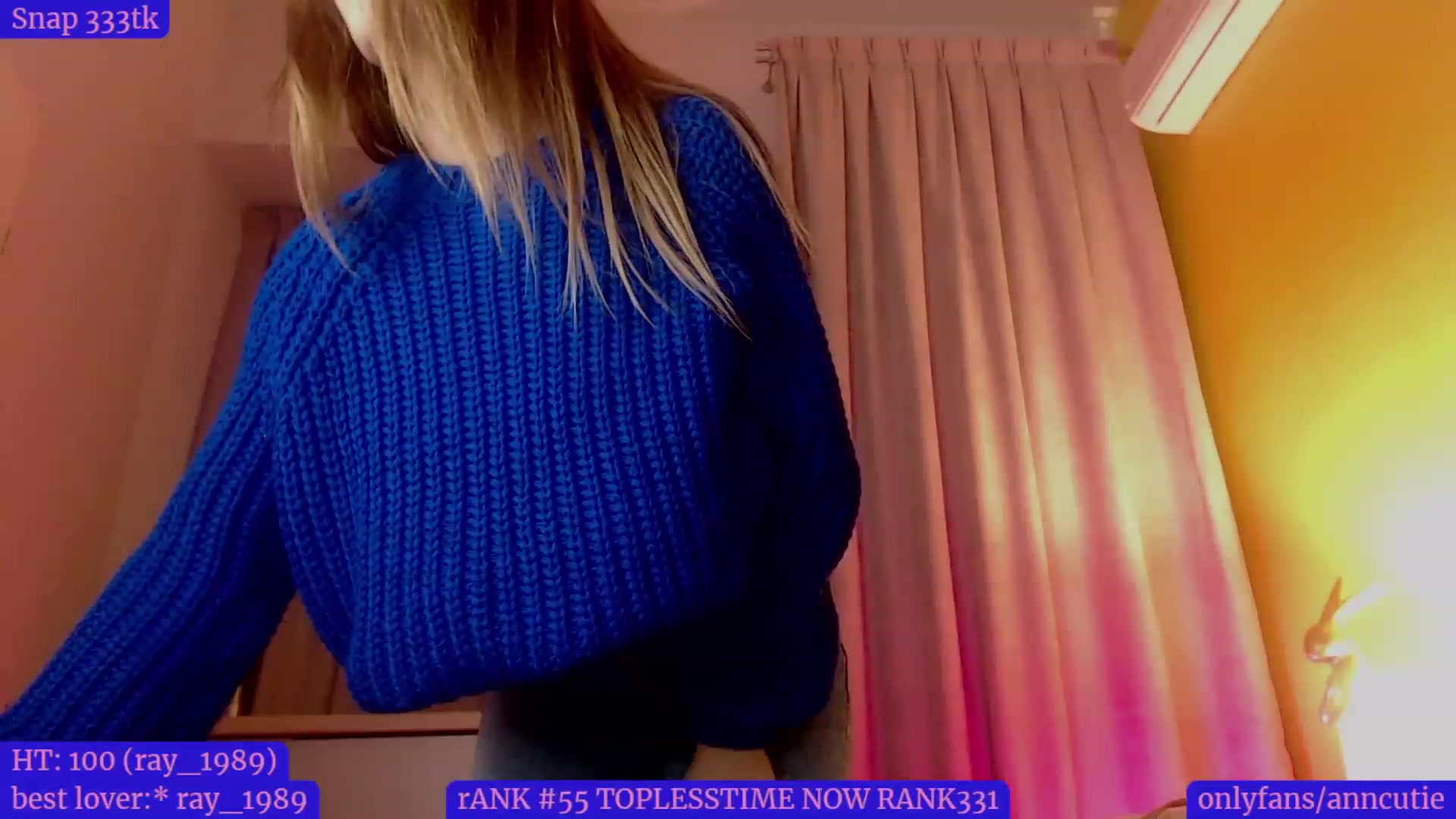 Gallery image thumbnail from AnnCutie's myfreecams stream on, 12/01/2022, 14:45 image 17 of 20