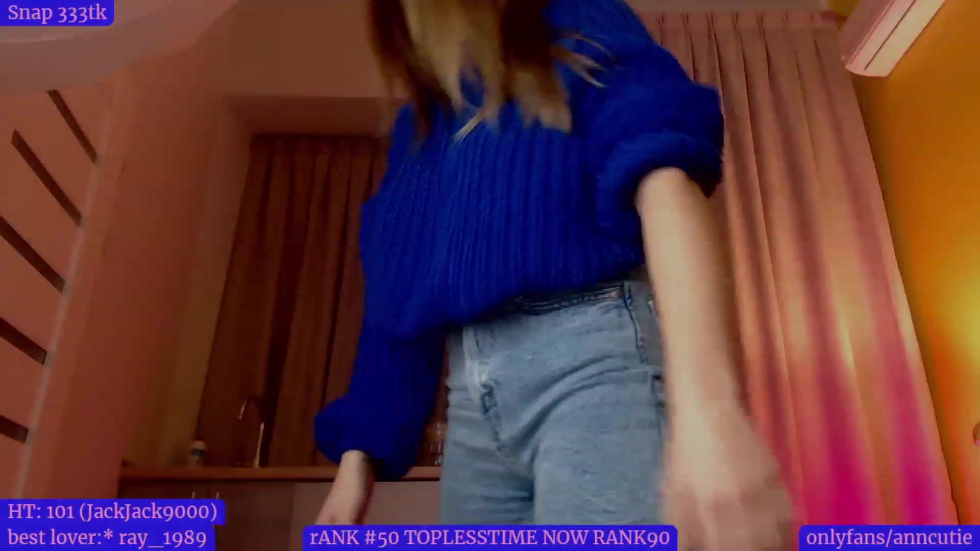 Gallery image thumbnail from AnnCutie's myfreecams stream on, 12/01/2022, 16:44 image 17 of 20