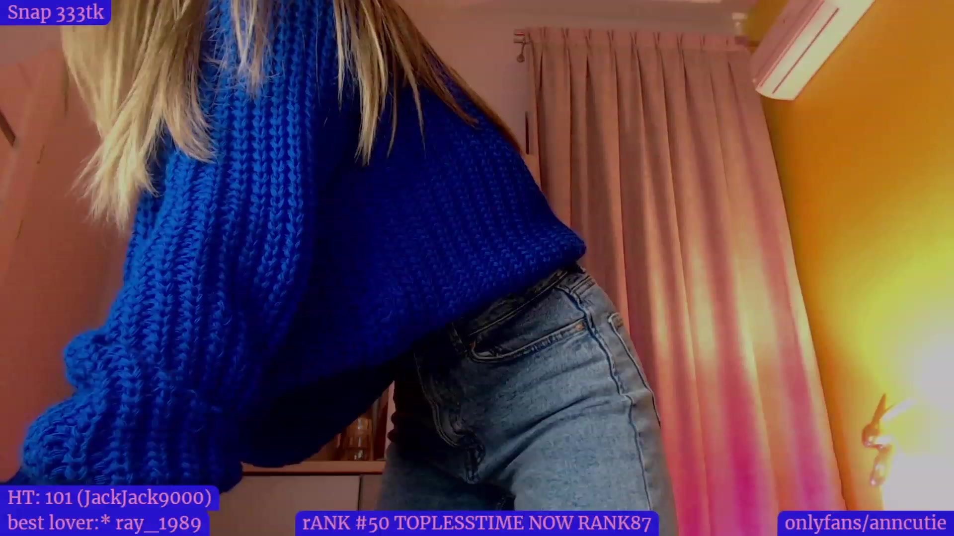Gallery image thumbnail from AnnCutie's myfreecams stream on, 12/01/2022, 16:44 image 7 of 20