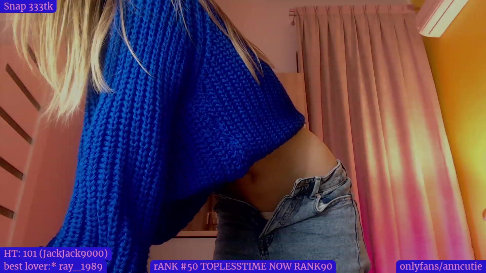 Gallery image thumbnail from AnnCutie's myfreecams stream on, 12/01/2022, 16:44 image 15 of 20