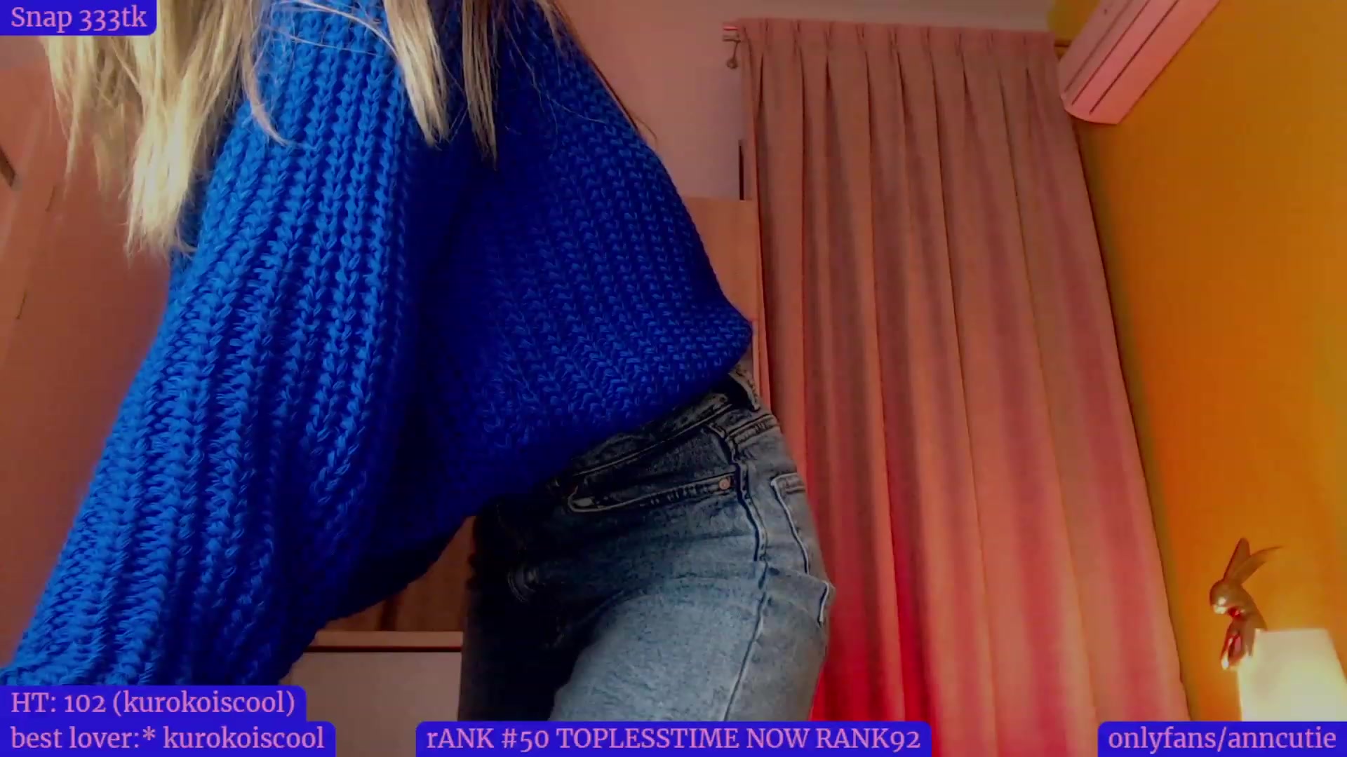 Gallery image thumbnail from AnnCutie's myfreecams stream on, 12/01/2022, 17:15 image 16 of 20