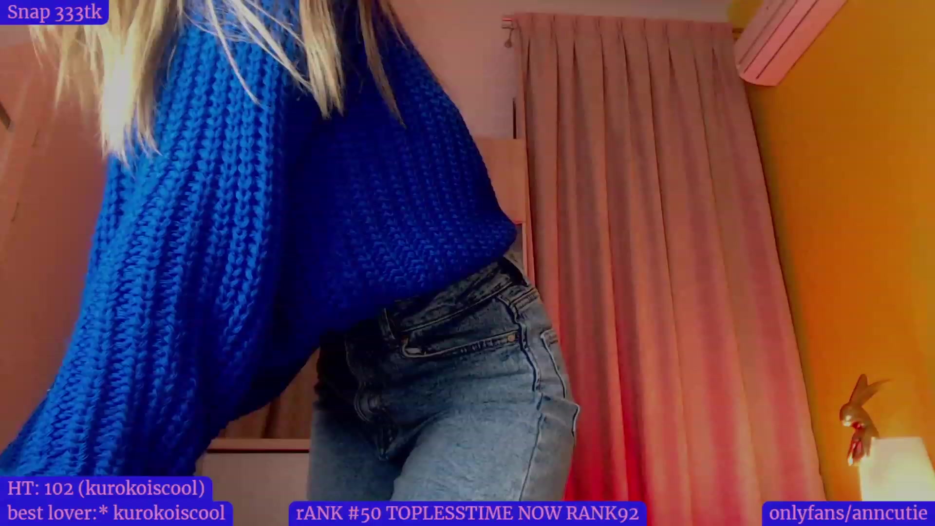 Gallery image thumbnail from AnnCutie's myfreecams stream on, 12/01/2022, 17:15 image 15 of 20
