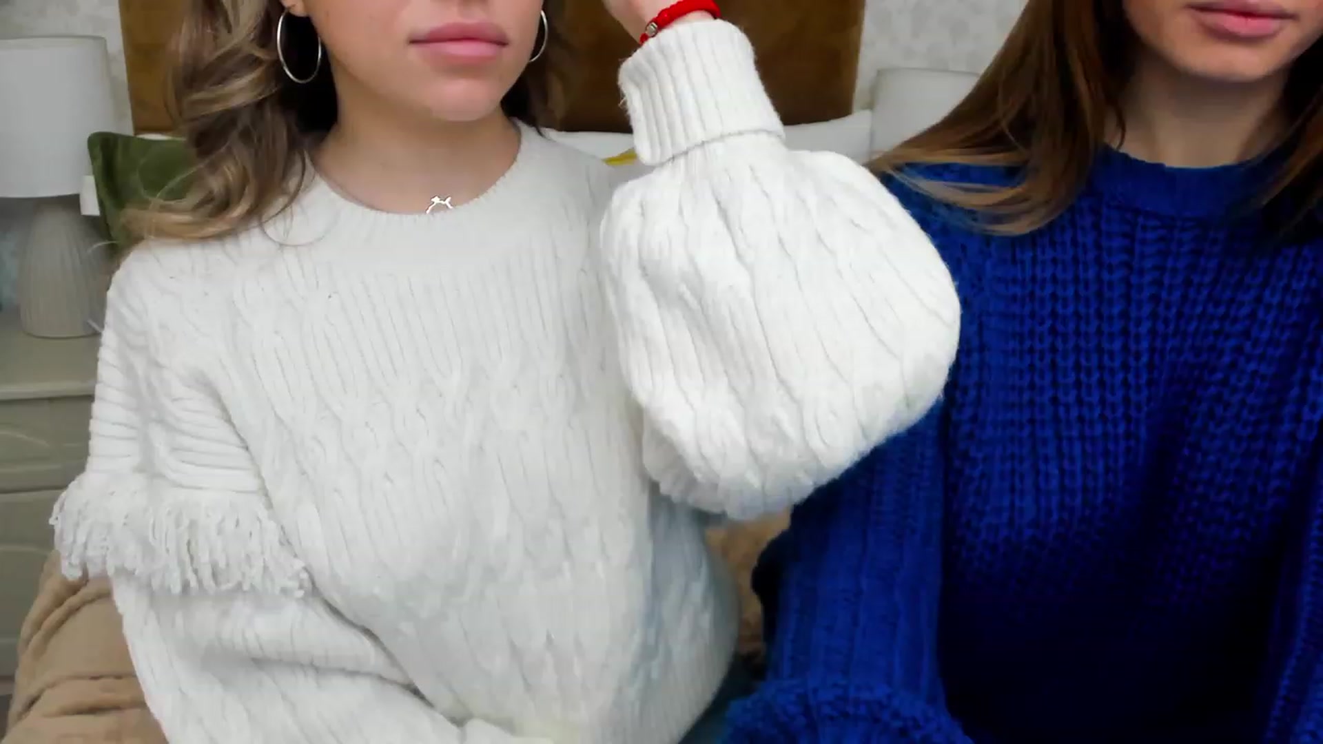 Gallery image thumbnail from AnnCutie's myfreecams stream on, 12/03/2022, 07:52 image 8 of 20