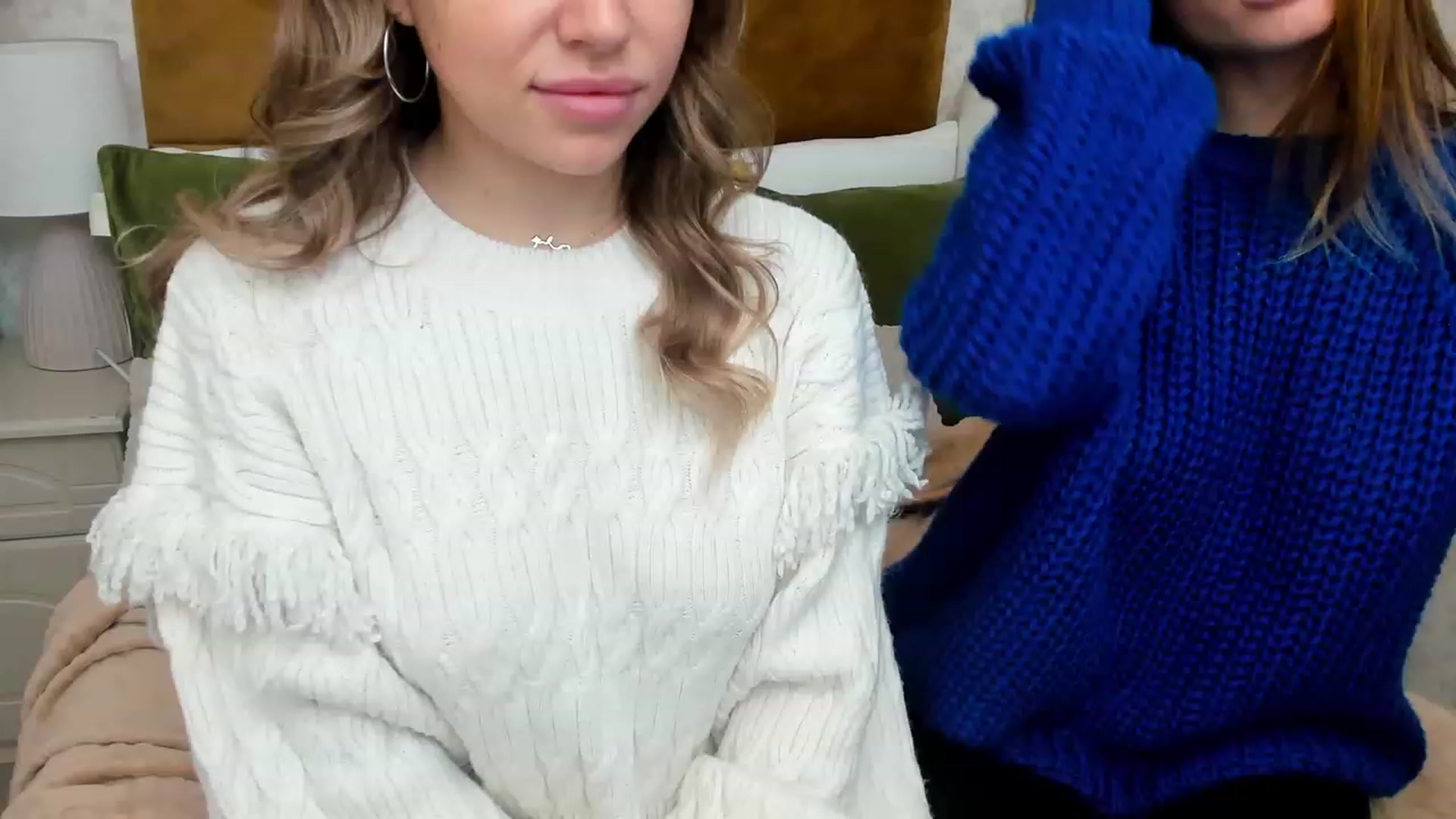 Gallery image thumbnail from AnnCutie's myfreecams stream on, 12/03/2022, 07:52 image 7 of 20