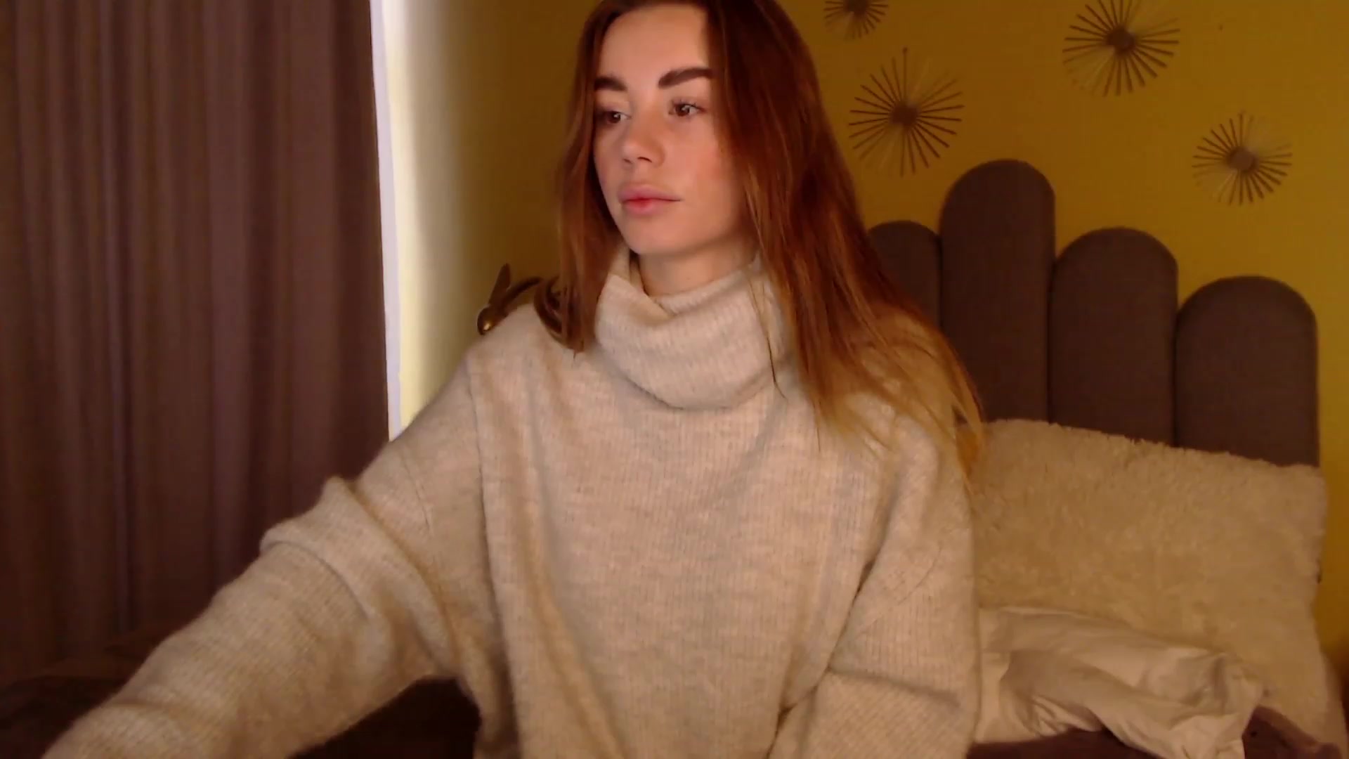 Gallery image thumbnail from AnnCutie's myfreecams stream on, 12/07/2022, 07:26 image 11 of 20
