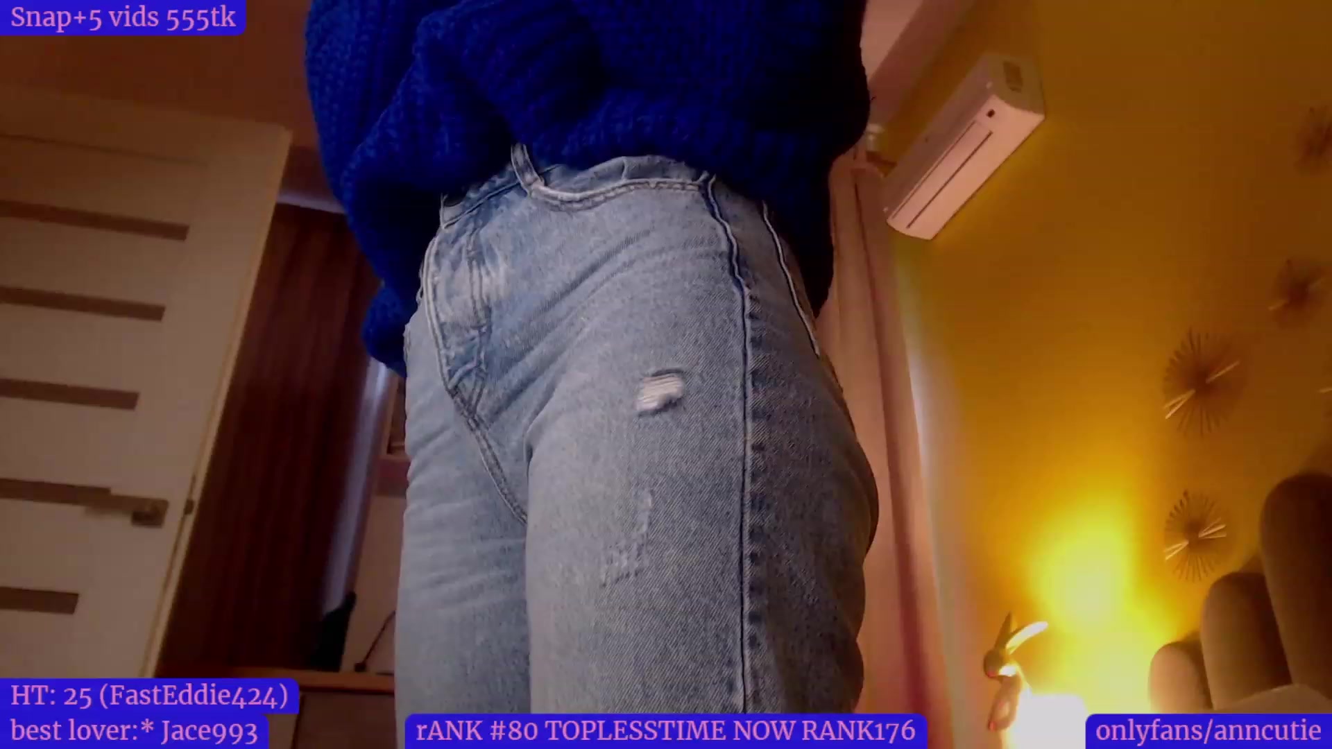 Gallery image thumbnail from AnnCutie's myfreecams stream on, 12/08/2022, 13:00 image 11 of 20