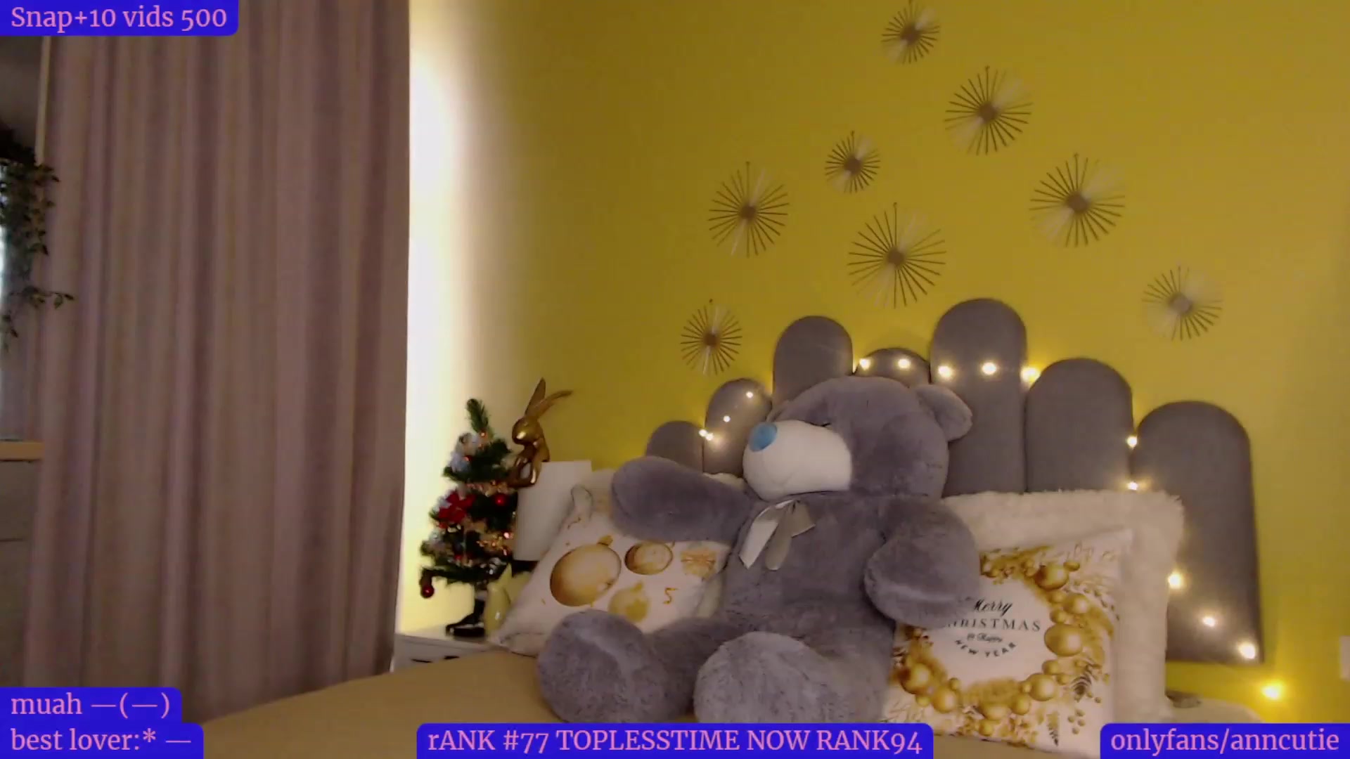 Gallery image thumbnail from AnnCutie's myfreecams stream on, 12/15/2022, 13:13 image 7 of 20