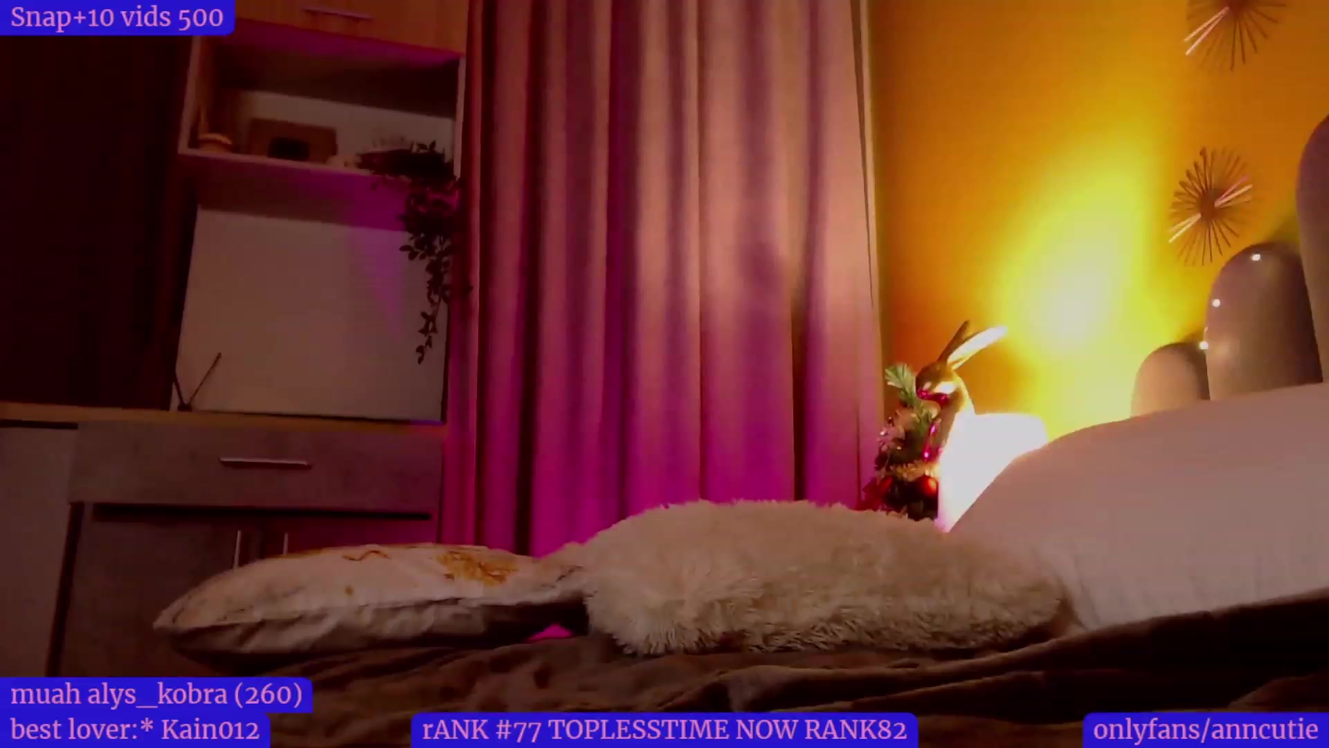 Gallery image thumbnail from AnnCutie's myfreecams stream on, 12/15/2022, 17:36 image 11 of 20