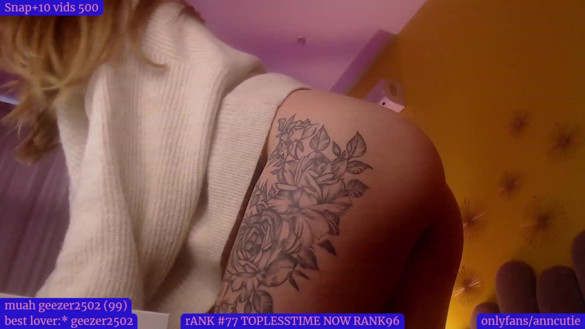Gallery image thumbnail from AnnCutie's myfreecams stream on, 12/17/2022, 07:07 image 16 of 20