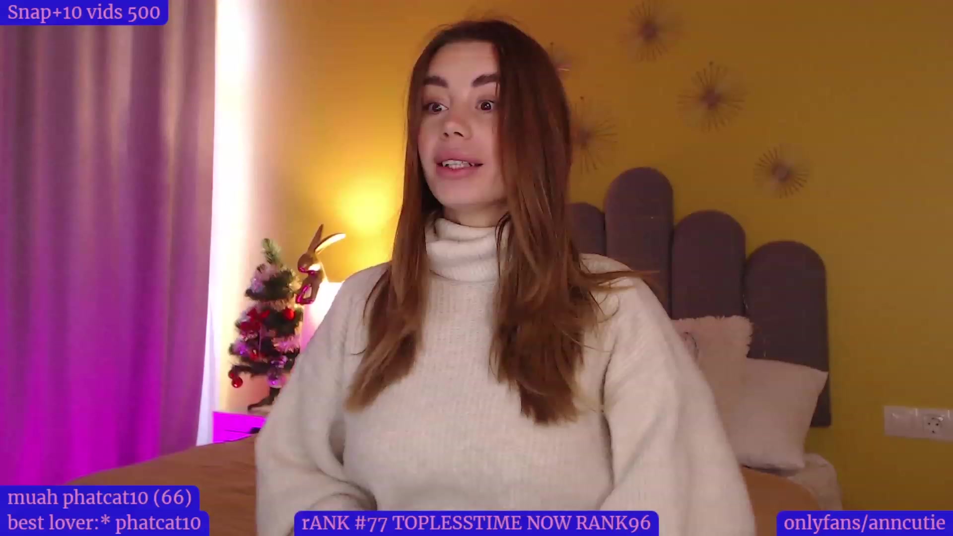 Gallery image thumbnail from AnnCutie's myfreecams stream on, 12/17/2022, 07:07 image 9 of 20