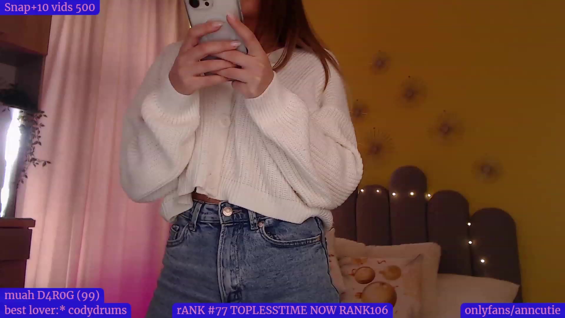 Gallery image thumbnail from AnnCutie's myfreecams stream on, 12/21/2022, 11:24 image 14 of 20
