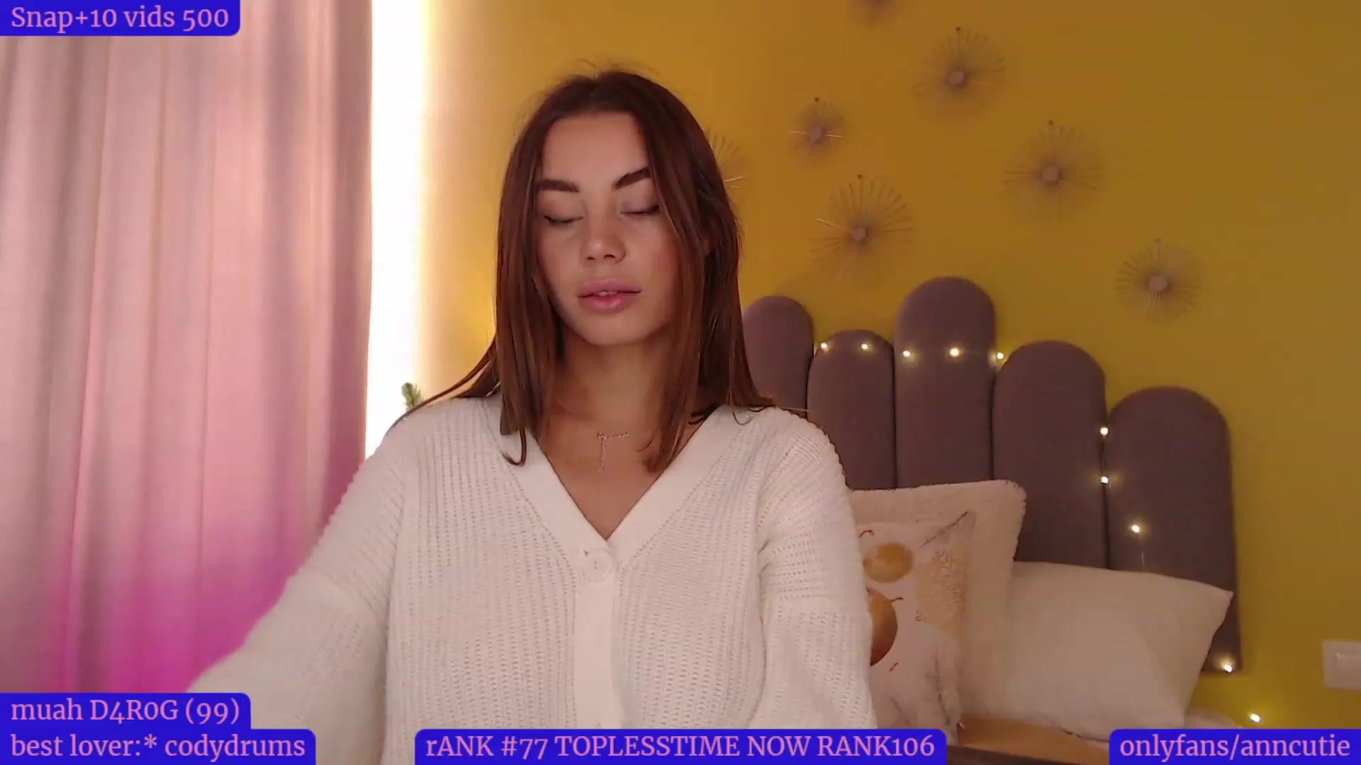 Gallery image thumbnail from AnnCutie's myfreecams stream on, 12/21/2022, 11:24 image 20 of 20