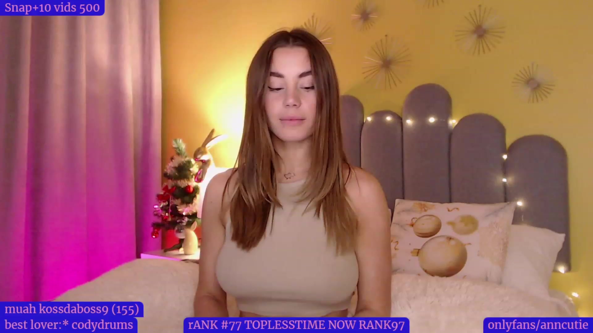 Gallery image thumbnail from AnnCutie's myfreecams stream on, 12/21/2022, 15:33 image 17 of 20