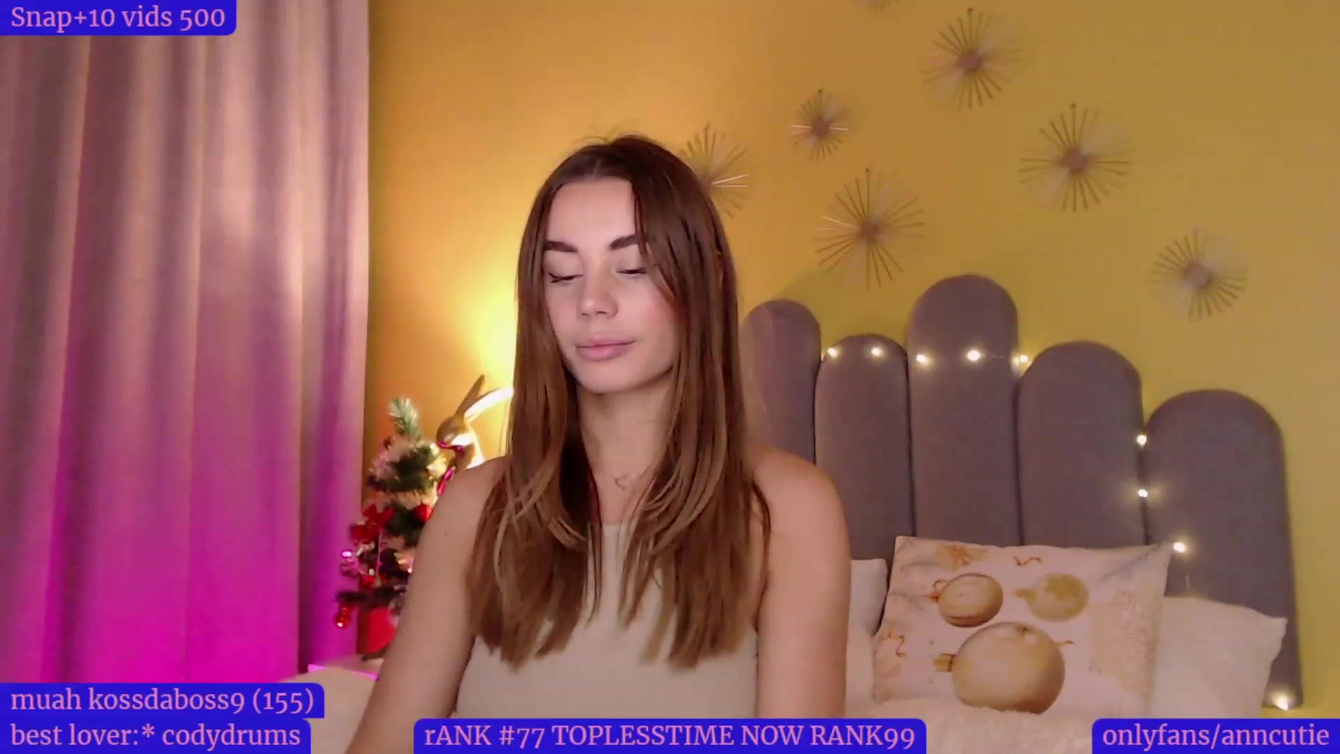 Gallery image thumbnail from AnnCutie's myfreecams stream on, 12/21/2022, 16:39 image 5 of 20