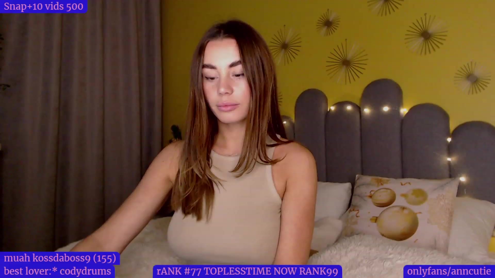 Gallery image thumbnail from AnnCutie's myfreecams stream on, 12/21/2022, 16:39 image 13 of 20