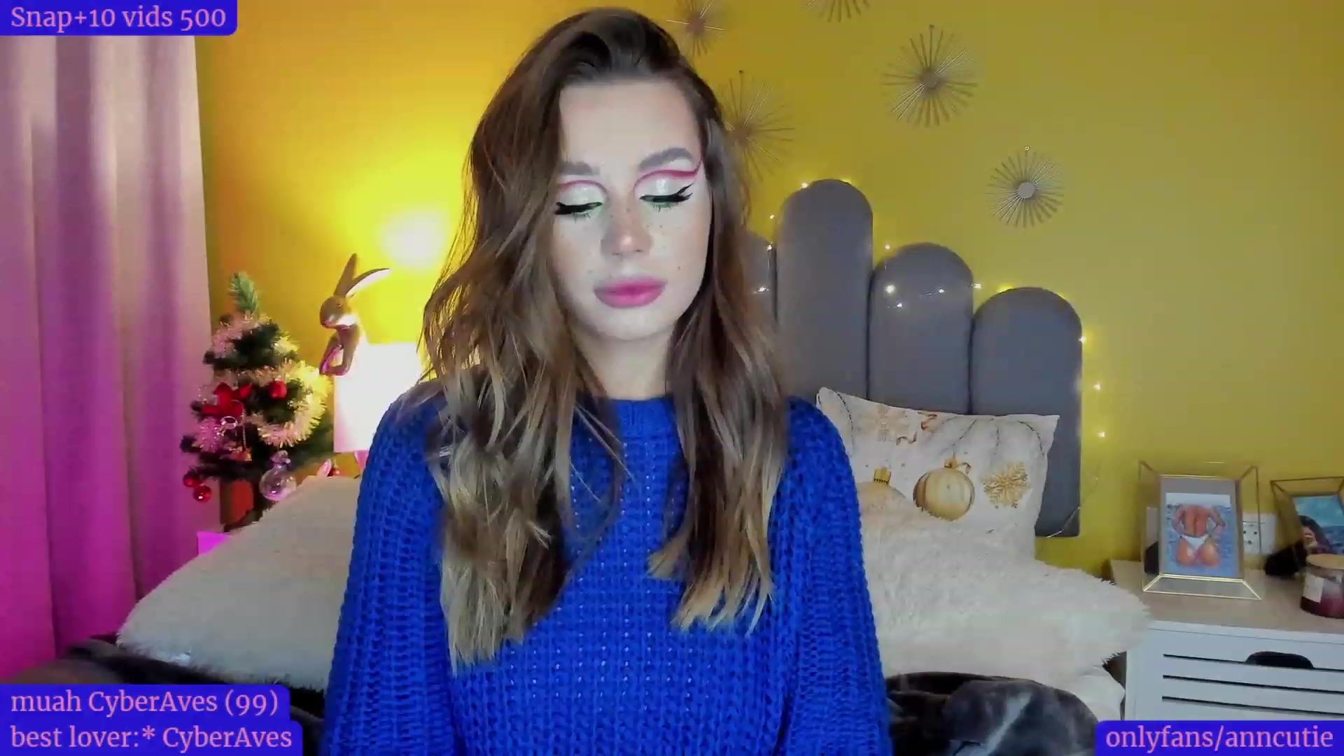 Gallery image thumbnail from AnnCutie's myfreecams stream on, 12/22/2022, 15:10 image 4 of 20