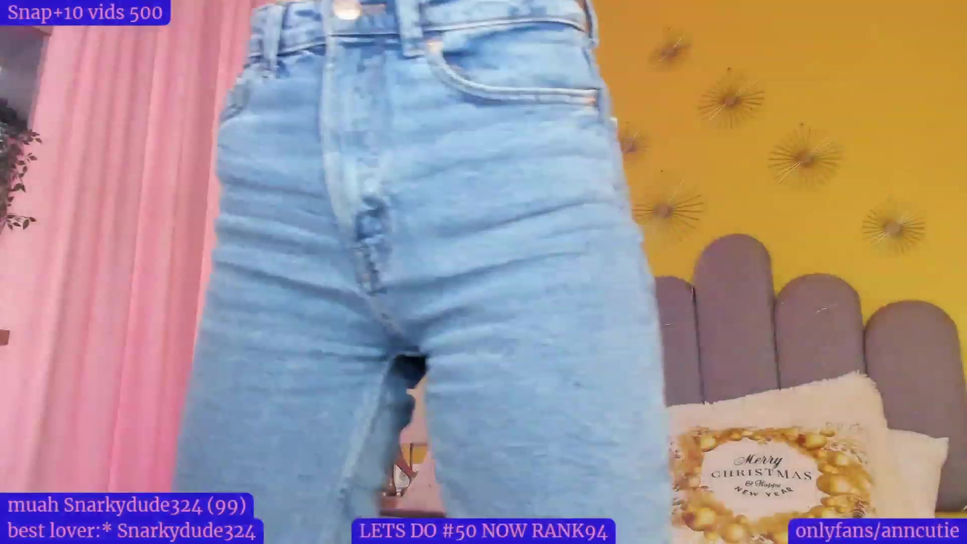 Gallery image thumbnail from AnnCutie's myfreecams stream on, 12/23/2022, 07:27 image 13 of 20
