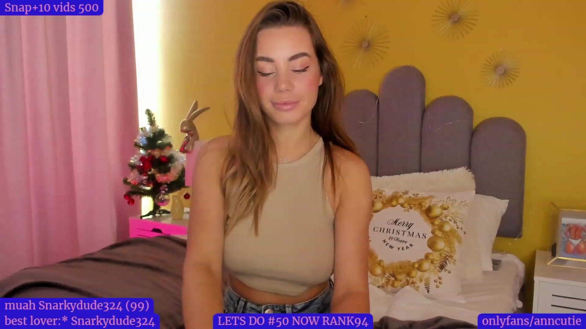 Gallery image thumbnail from AnnCutie's myfreecams stream on, 12/23/2022, 09:18 image 3 of 20