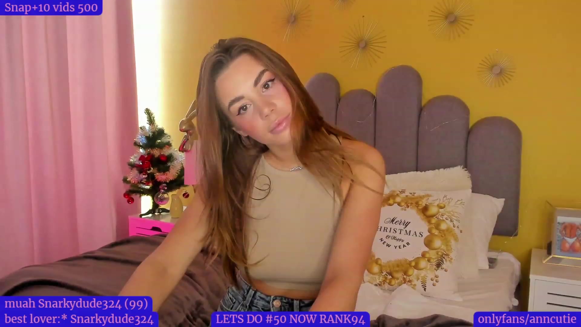 Gallery image thumbnail from AnnCutie's myfreecams stream on, 12/23/2022, 09:18 image 2 of 20