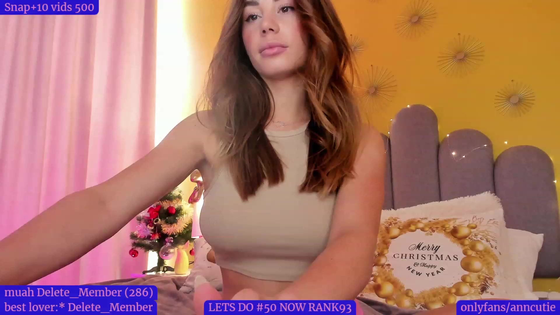 Gallery image thumbnail from AnnCutie's myfreecams stream on, 12/23/2022, 10:23 image 4 of 20