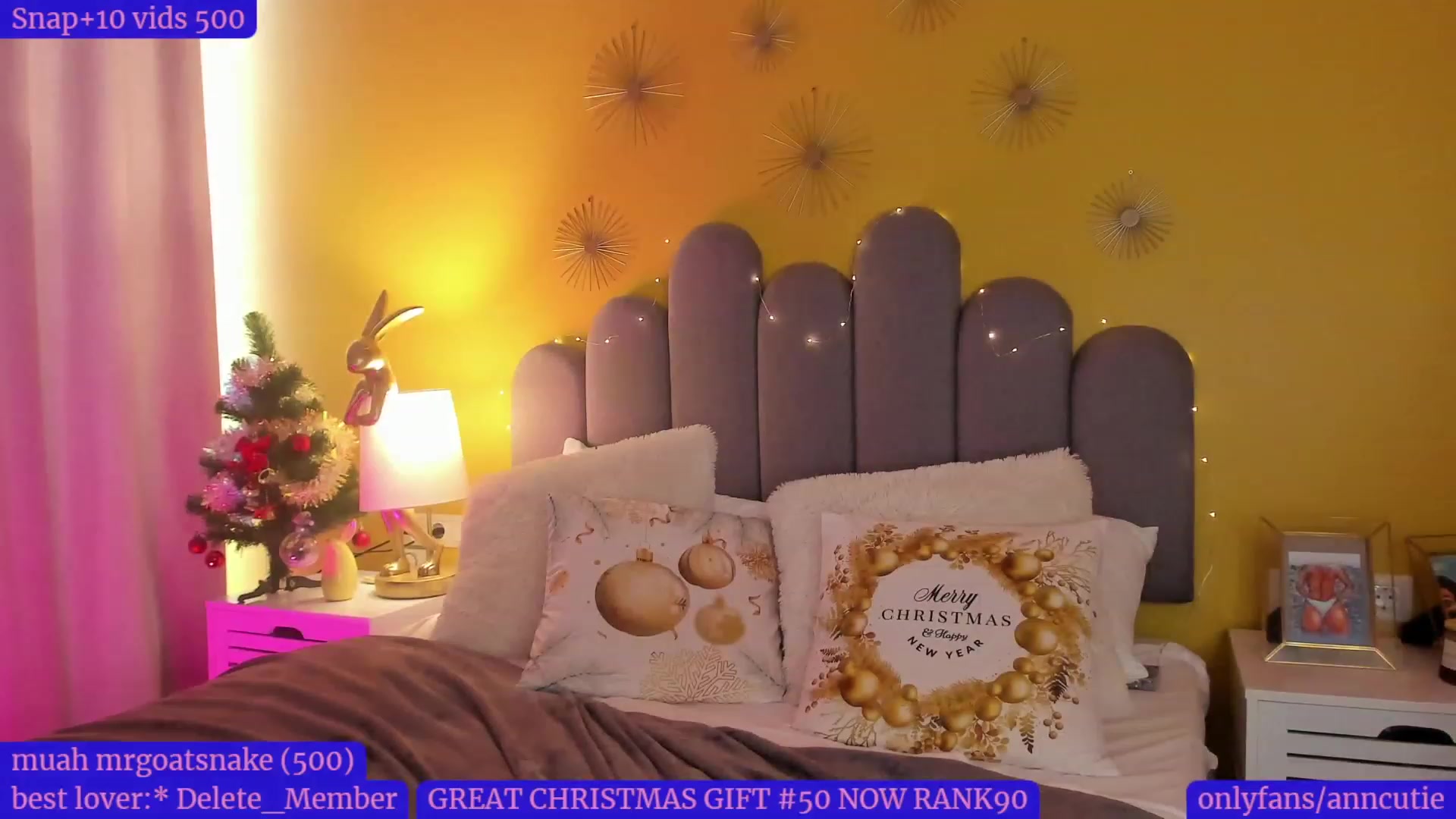 Gallery image thumbnail from AnnCutie's myfreecams stream on, 12/23/2022, 12:30 image 11 of 20