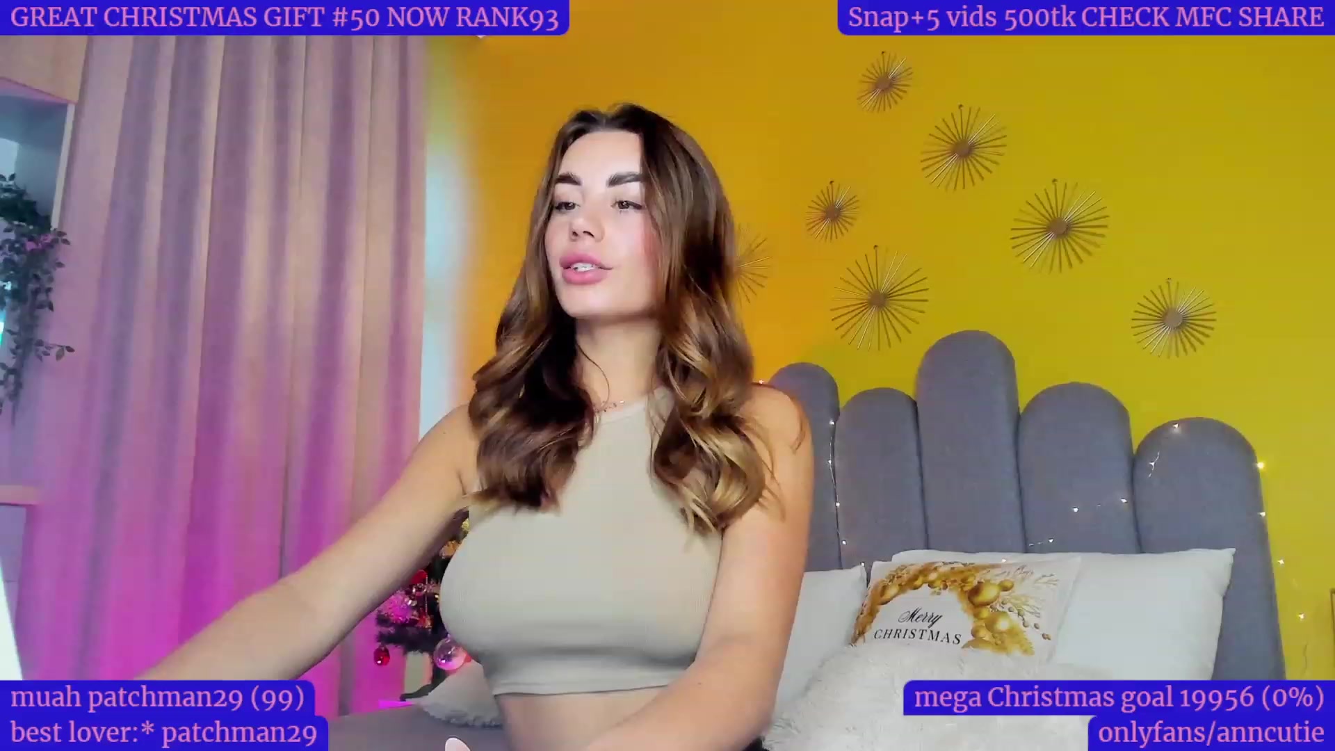 Gallery image thumbnail from AnnCutie's myfreecams stream on, 12/24/2022, 14:53 image 13 of 20