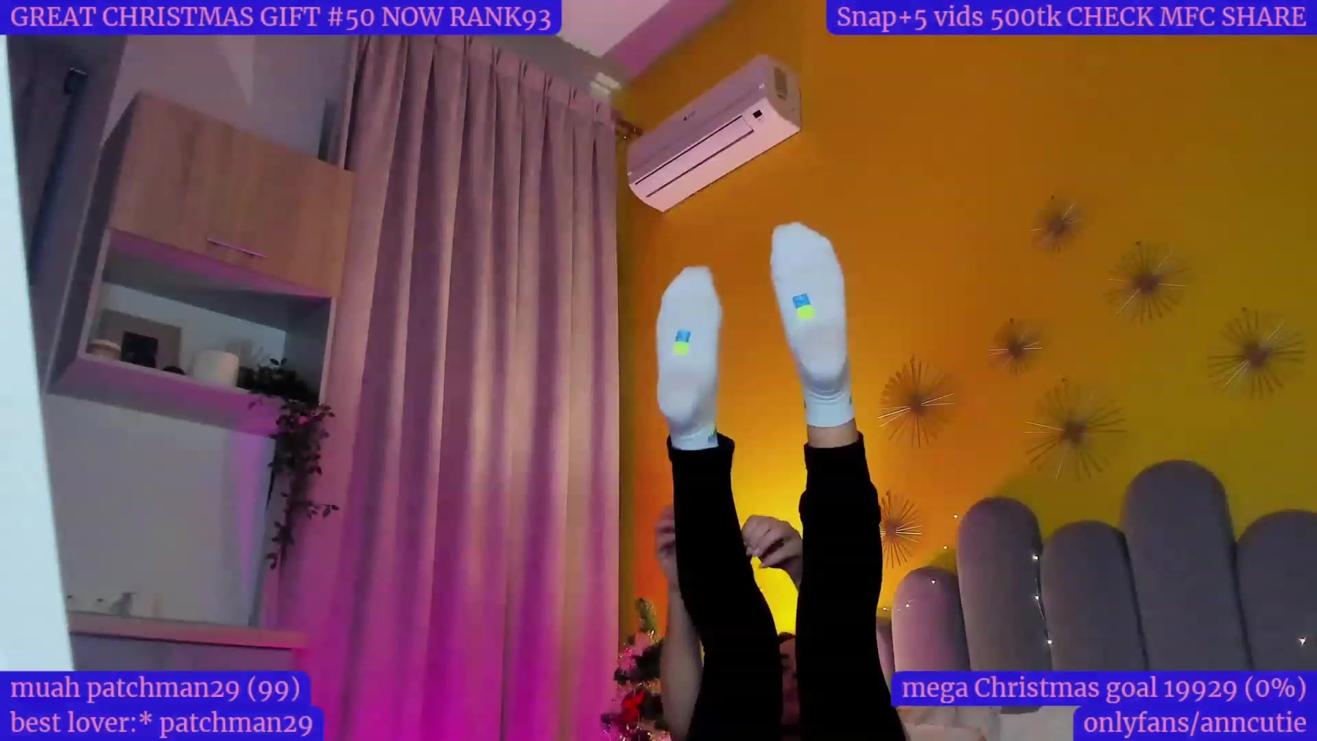 Gallery image thumbnail from AnnCutie's myfreecams stream on, 12/24/2022, 14:53 image 19 of 20