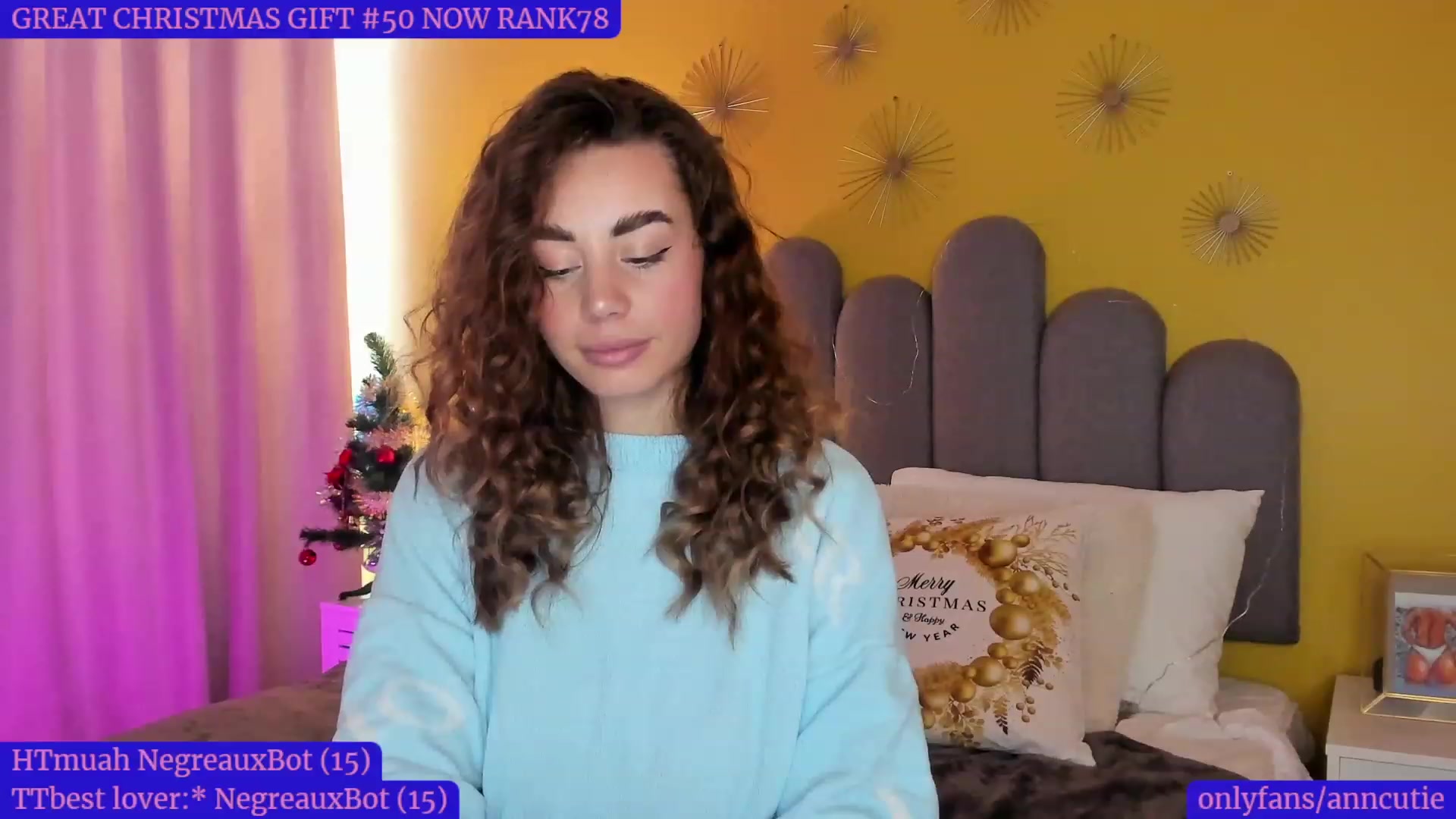 Gallery image thumbnail from AnnCutie's myfreecams stream on, 12/28/2022, 13:38 image 18 of 20