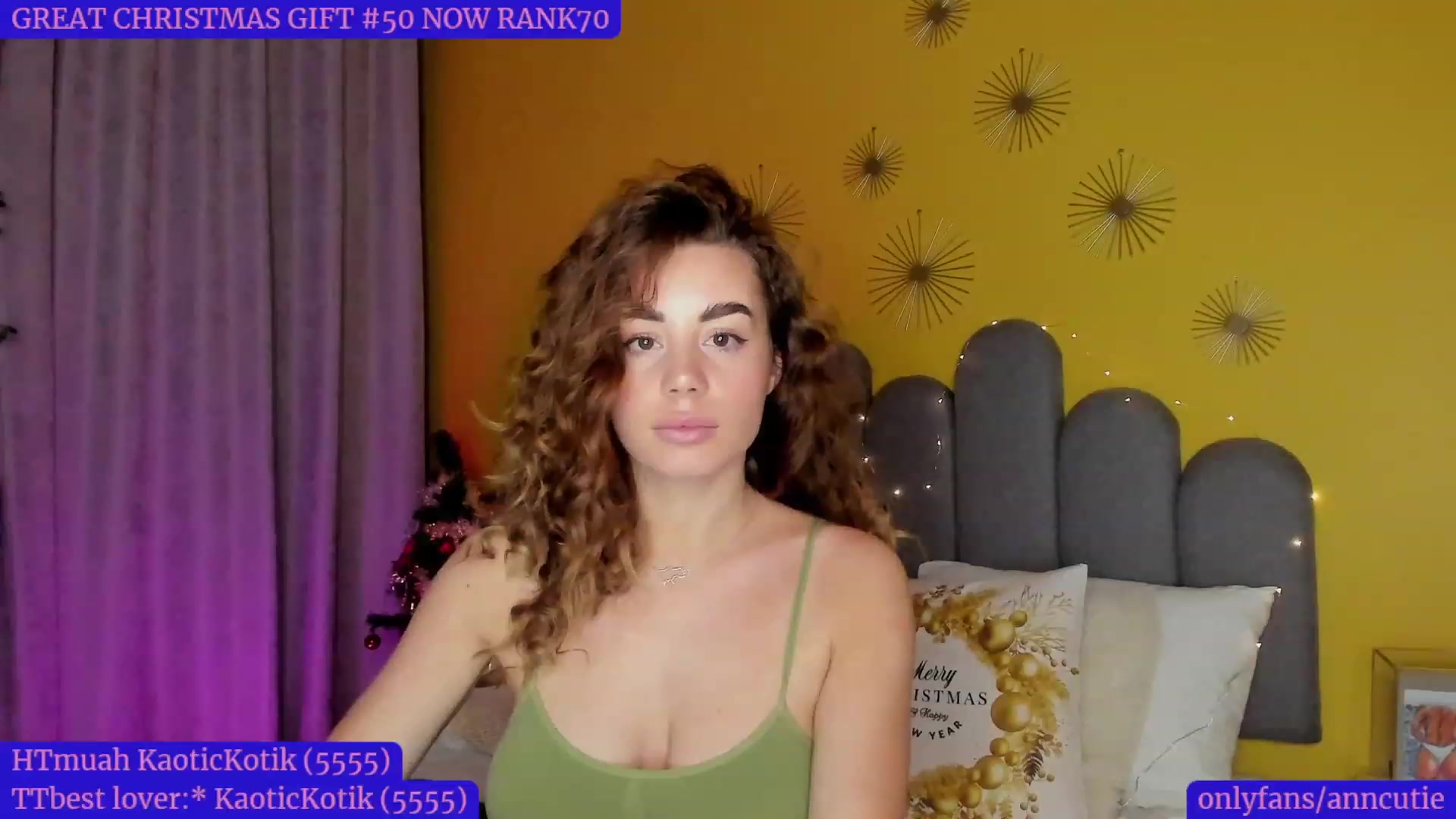Gallery image thumbnail from AnnCutie's myfreecams stream on, 12/28/2022, 19:30 image 20 of 20