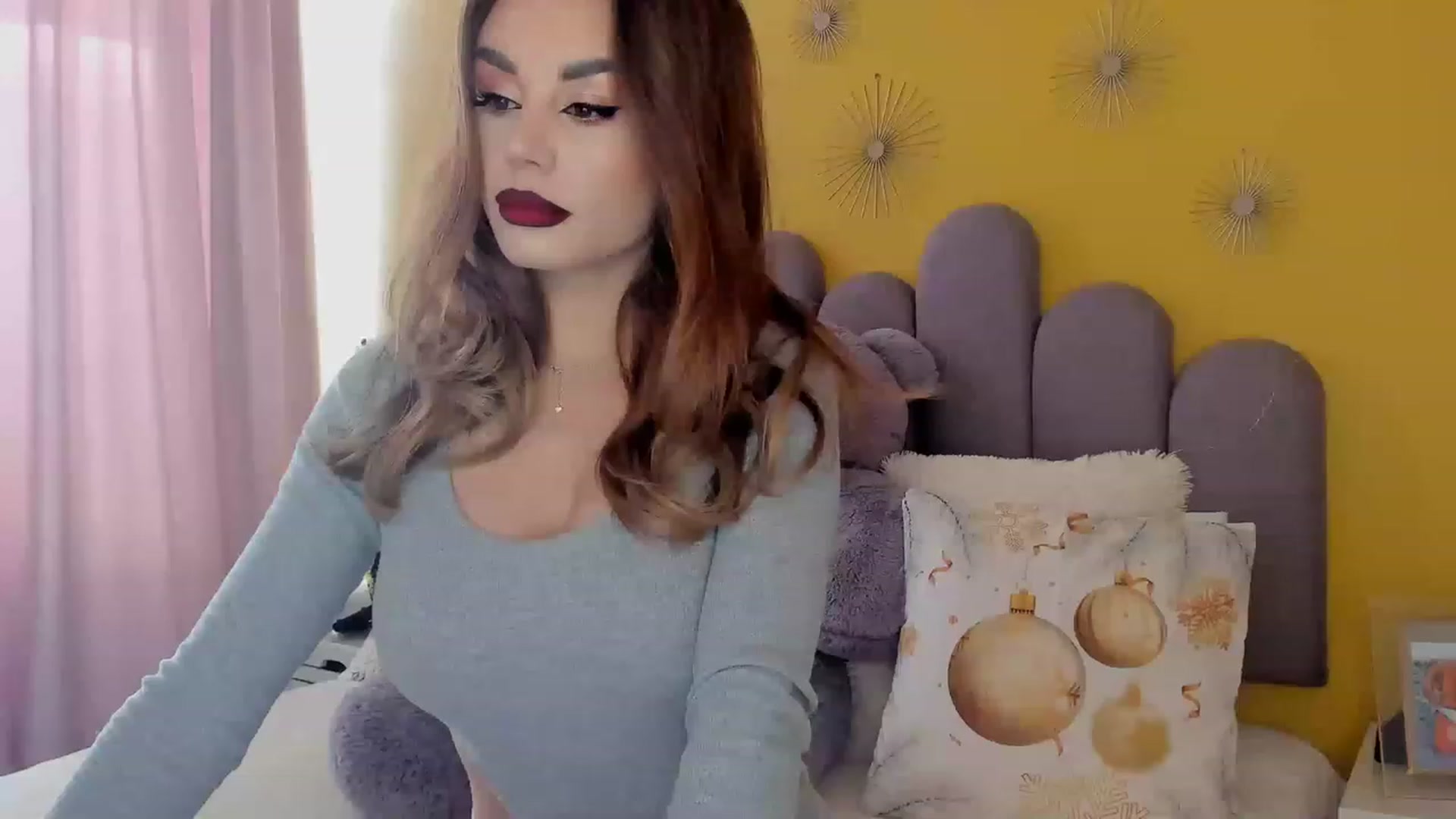 Gallery image thumbnail from AnnCutie's myfreecams stream on, 12/29/2022, 12:57 image 1 of 20