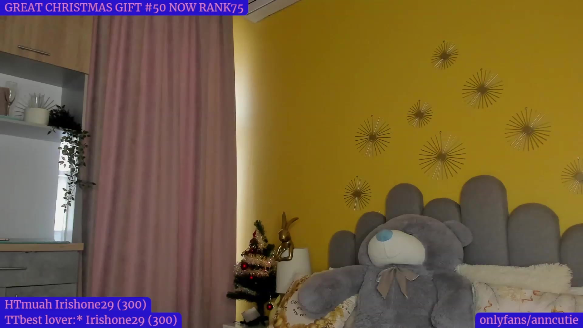 Gallery image thumbnail from AnnCutie's myfreecams stream on, 12/29/2022, 16:03 image 5 of 20