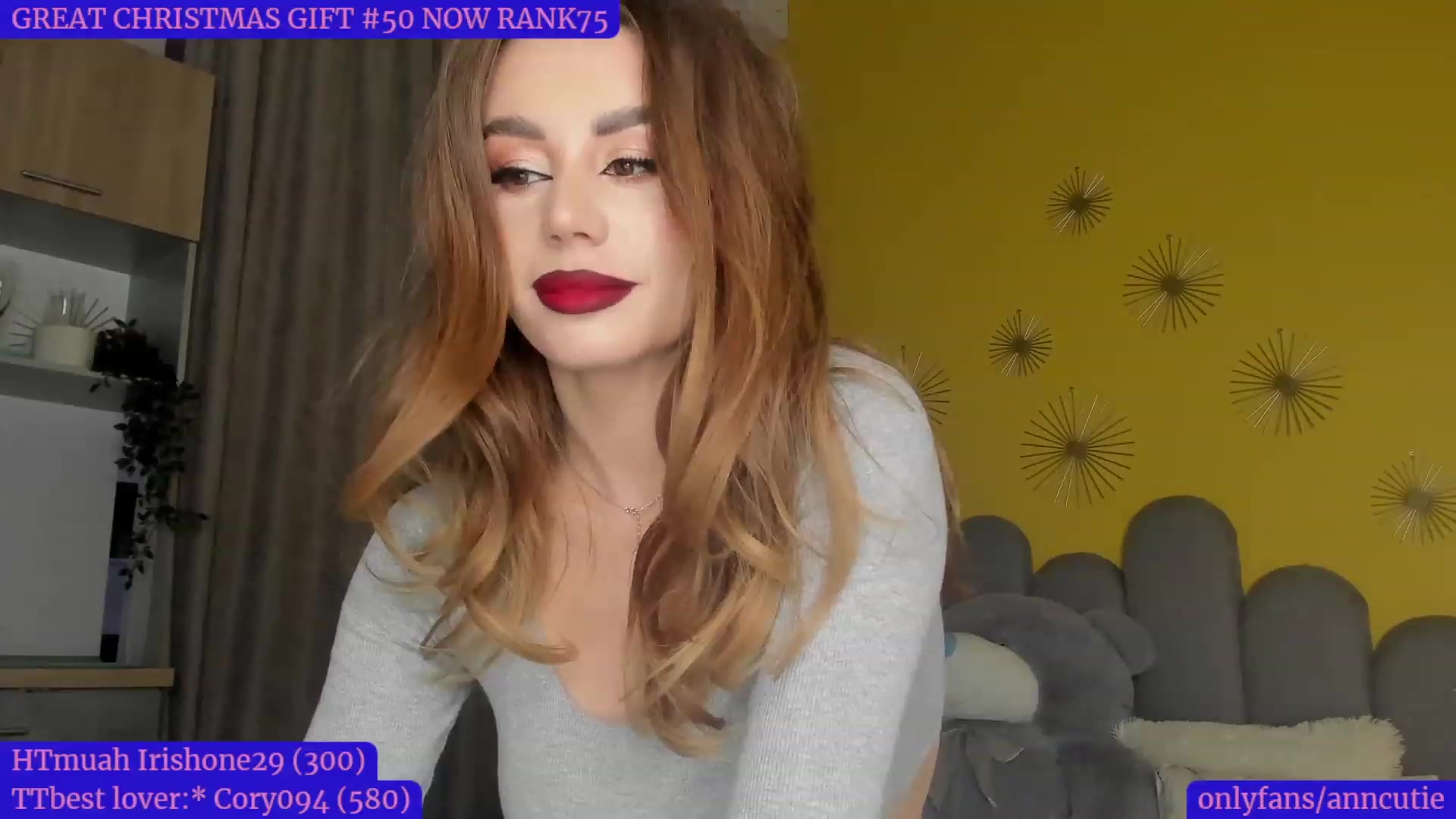 Gallery image thumbnail from AnnCutie's myfreecams stream on, 12/29/2022, 16:03 image 11 of 20