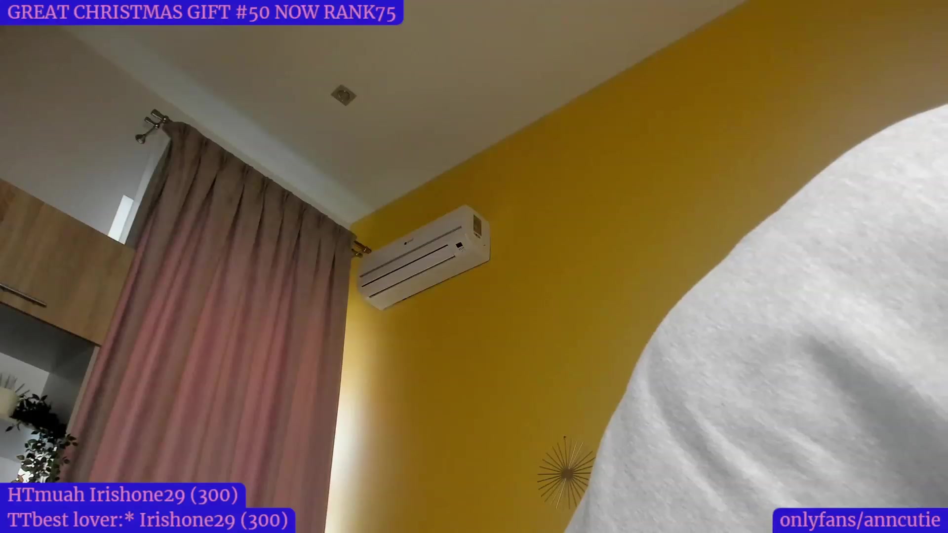 Gallery image thumbnail from AnnCutie's myfreecams stream on, 12/29/2022, 16:03 image 4 of 20