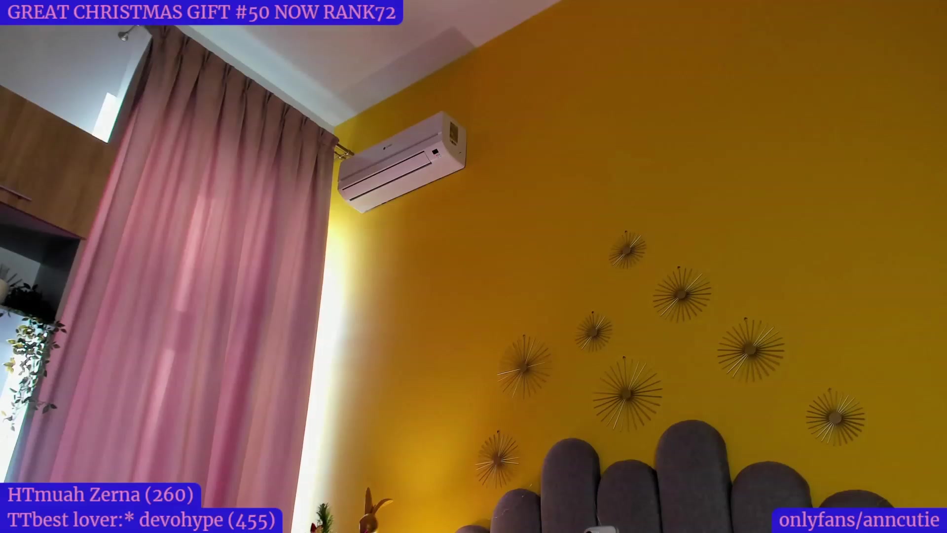 Gallery image thumbnail from AnnCutie's myfreecams stream on, 12/30/2022, 11:47 image 19 of 20