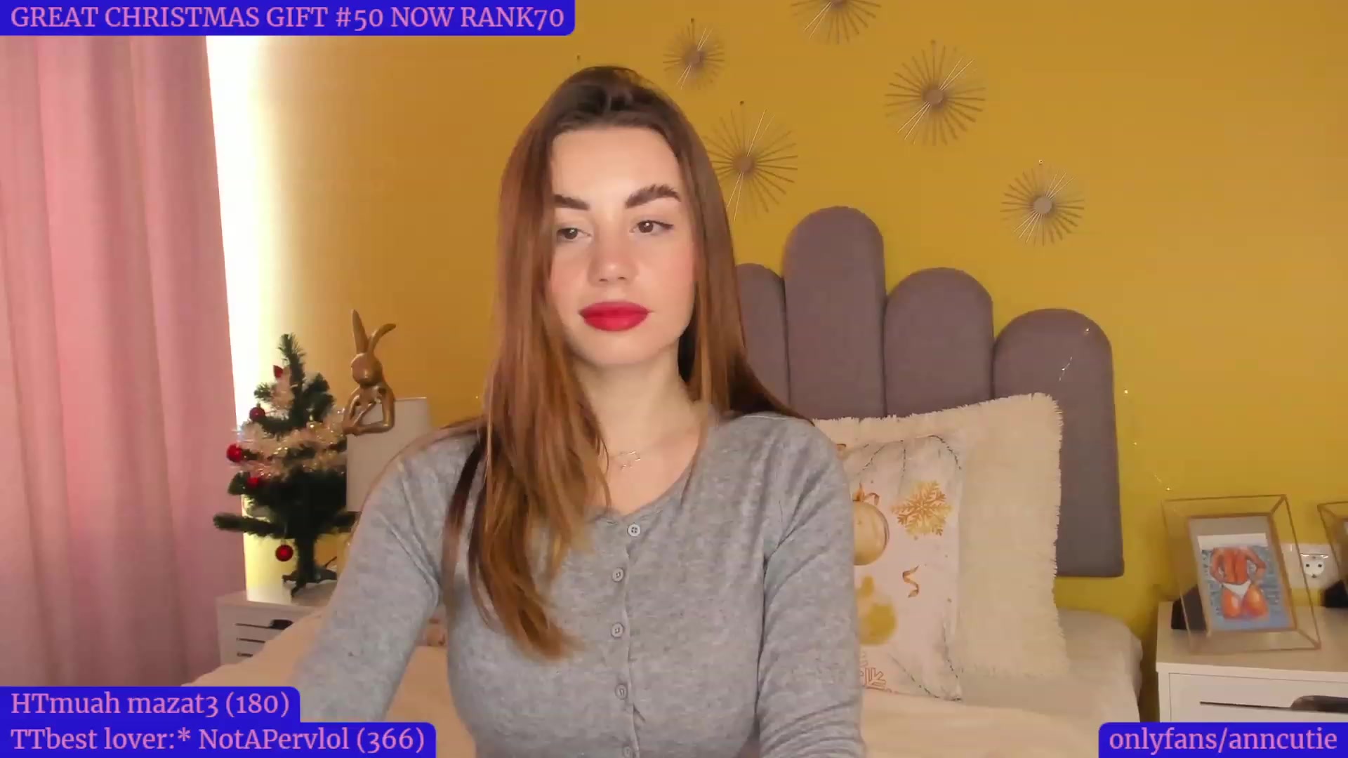 Gallery image thumbnail from AnnCutie's myfreecams stream on, 12/31/2022, 12:38 image 8 of 20
