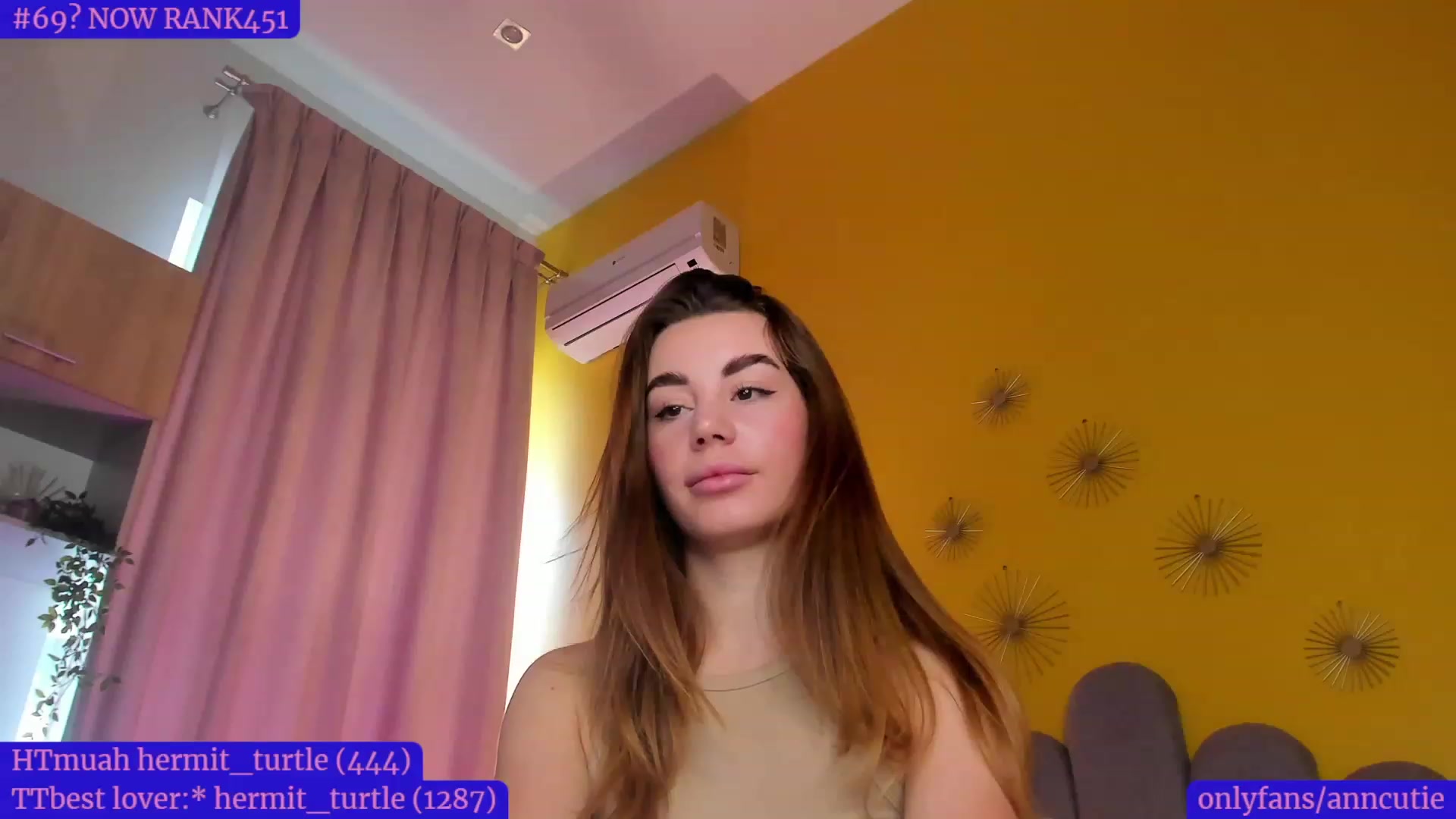 Gallery image thumbnail from AnnCutie's myfreecams stream on, 01/04/2023, 08:24 image 8 of 20