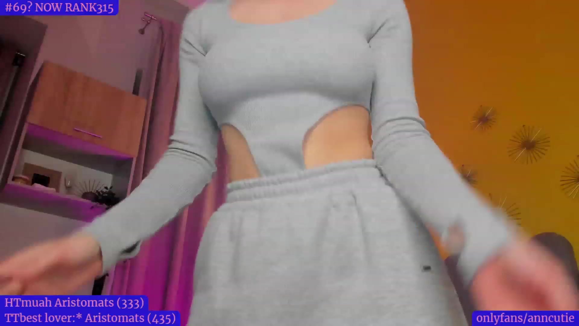 Gallery image thumbnail from AnnCutie's myfreecams stream on, 01/05/2023, 17:05 image 15 of 20