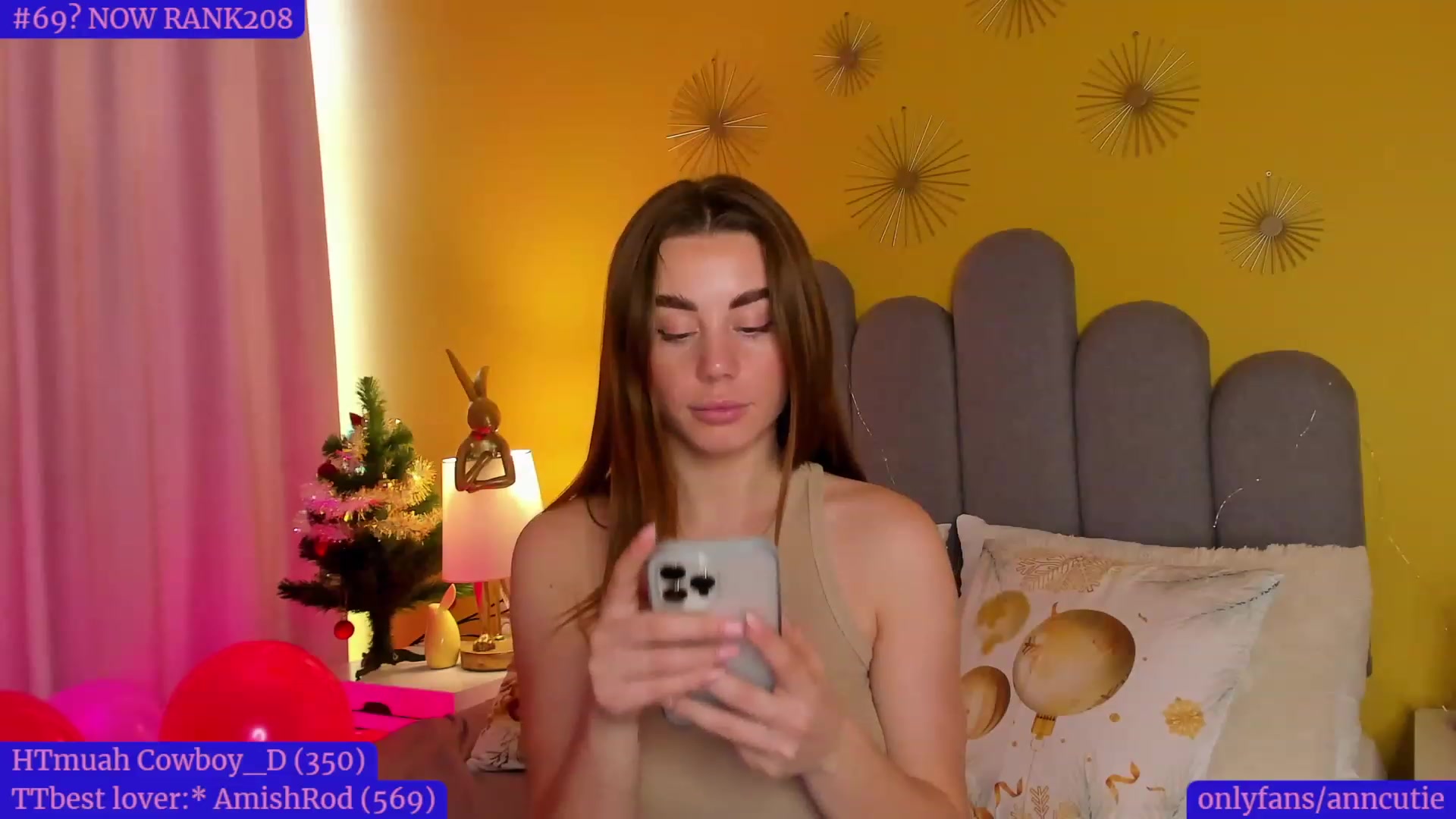 Gallery image thumbnail from AnnCutie's myfreecams stream on, 01/06/2023, 12:33 image 14 of 20