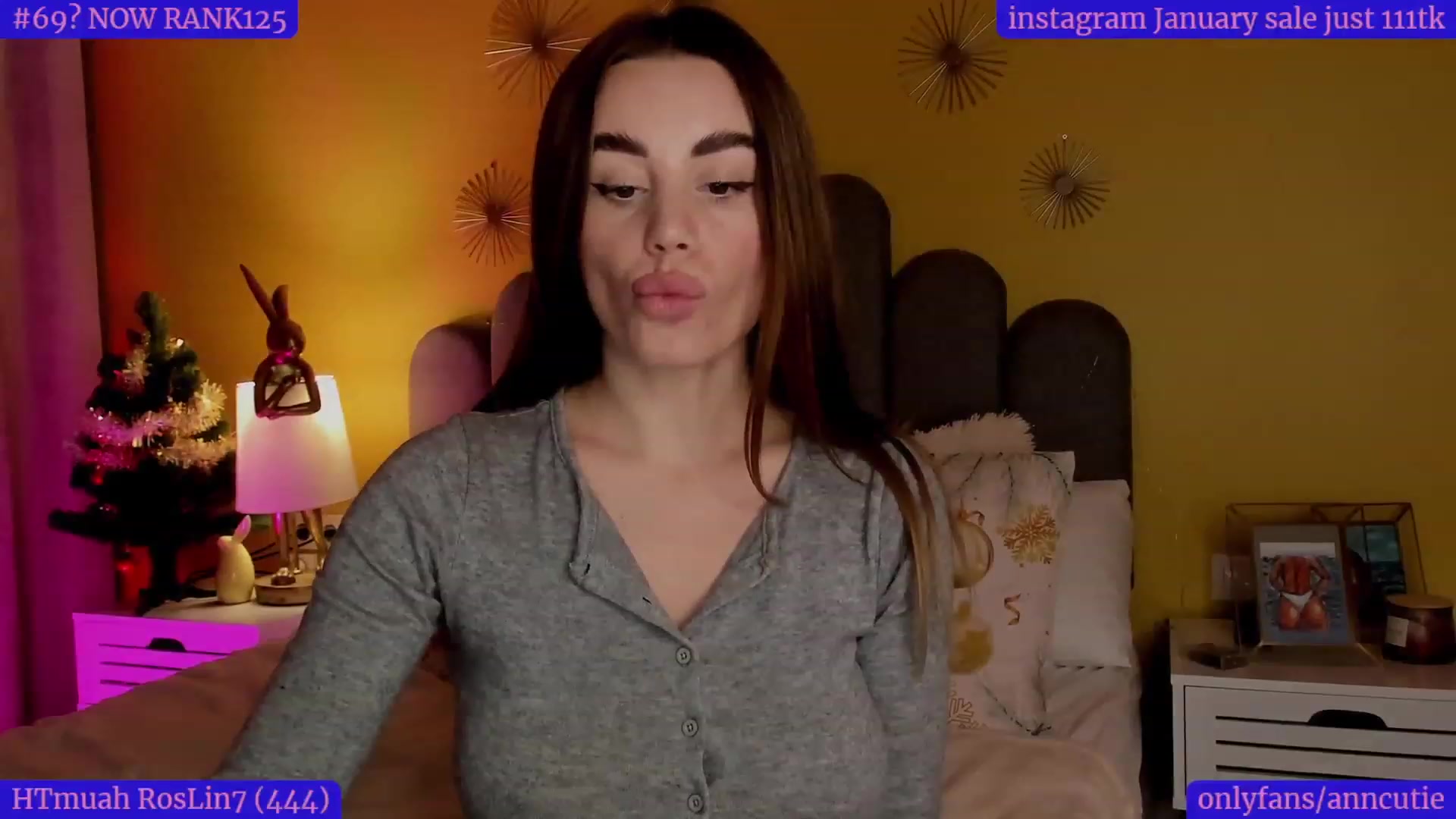 Gallery image thumbnail from AnnCutie's myfreecams stream on, 01/09/2023, 18:05 image 3 of 20