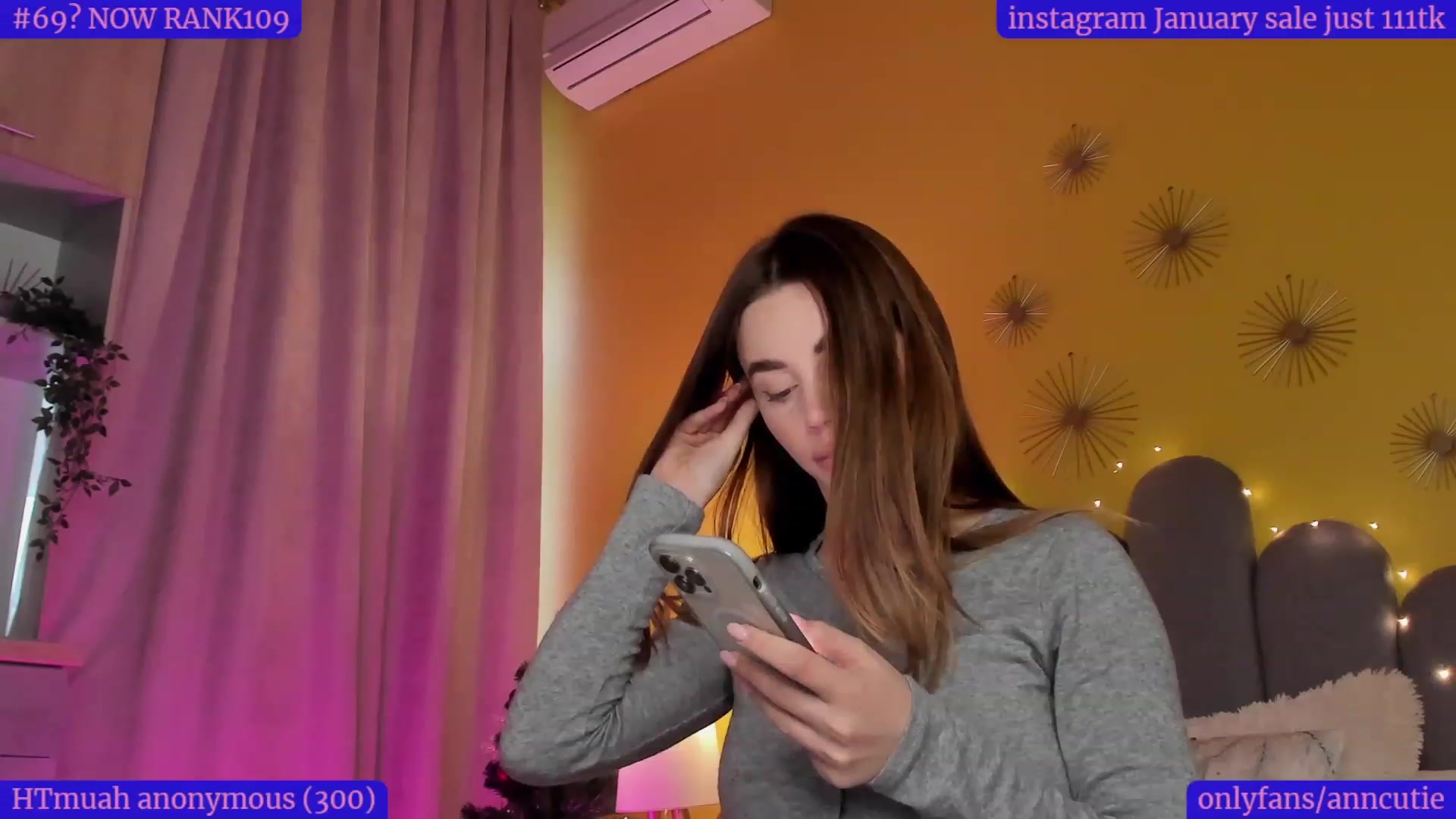 Gallery image thumbnail from AnnCutie's myfreecams stream on, 01/10/2023, 13:14 image 16 of 20