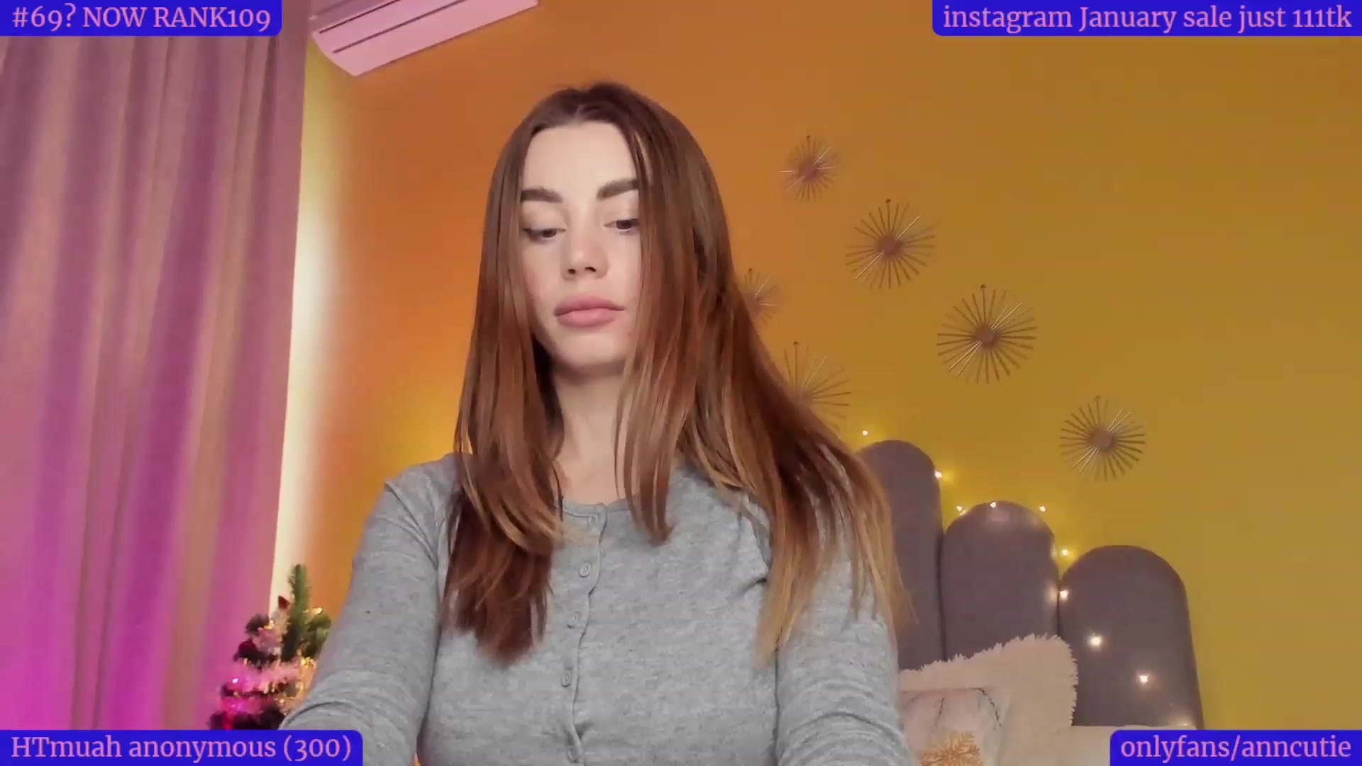 Gallery image thumbnail from AnnCutie's myfreecams stream on, 01/10/2023, 13:14 image 3 of 20