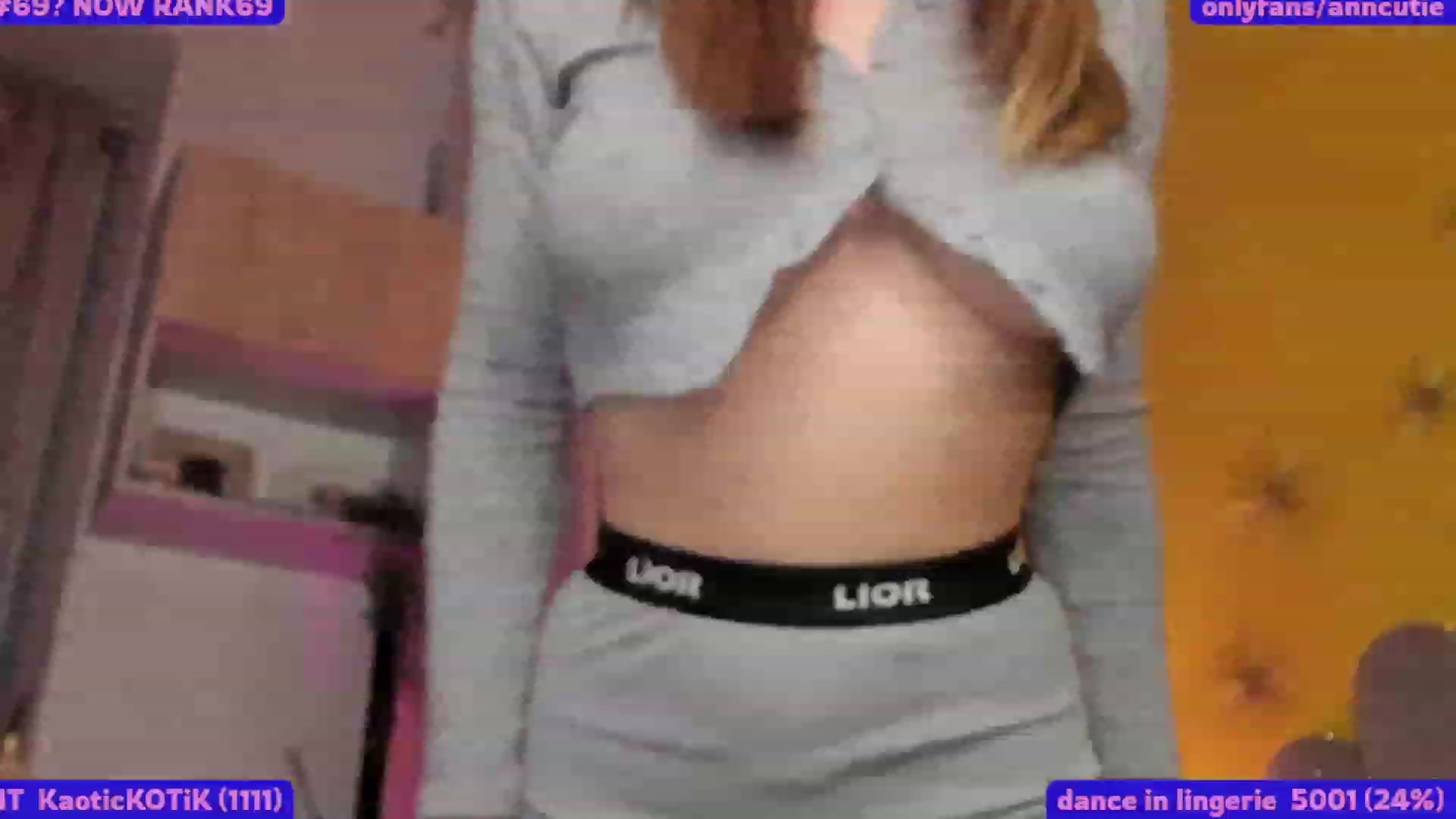 Gallery image thumbnail from AnnCutie's myfreecams stream on, 02/01/2023, 17:25 image 10 of 20
