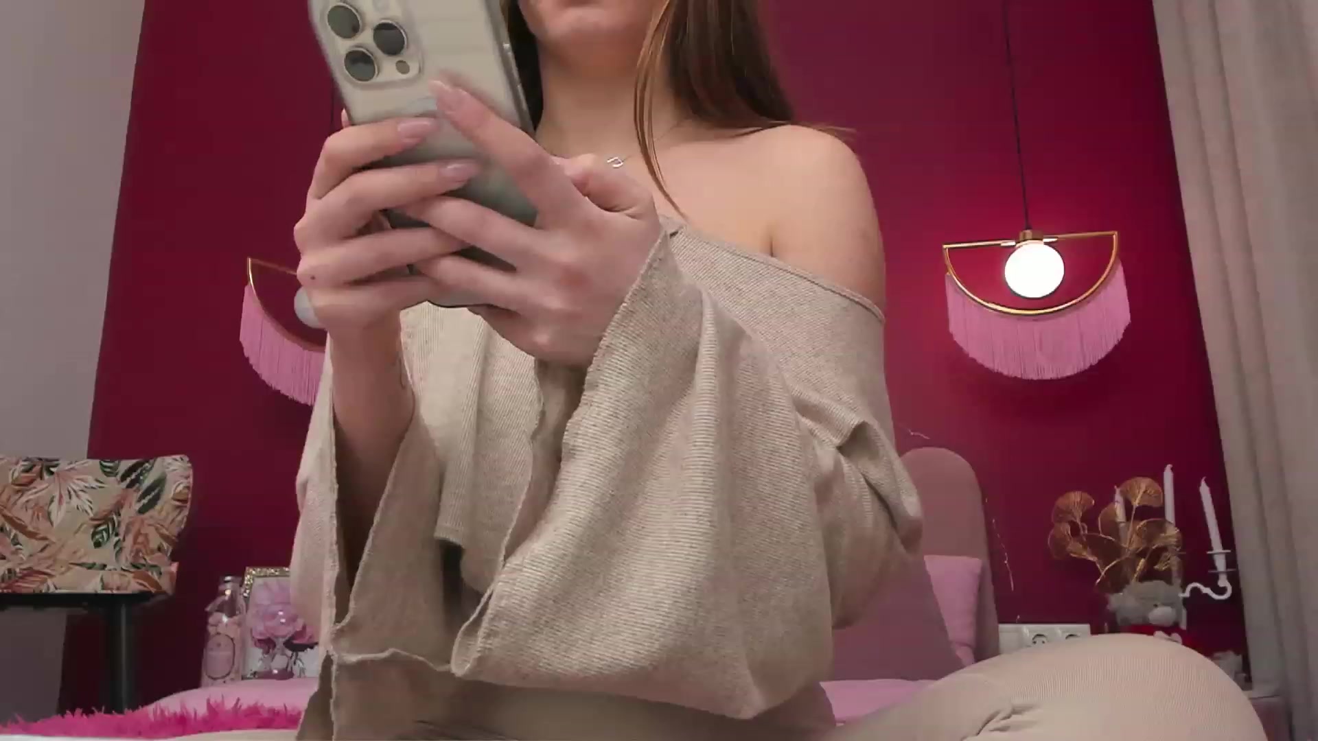 Gallery image thumbnail from AnnCutie's myfreecams stream on, 02/04/2023, 13:12 image 9 of 20